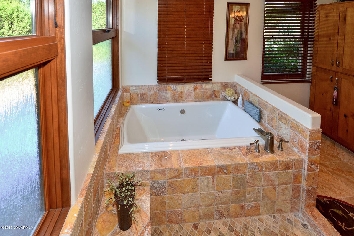 Cross Creek Ranch - Residential