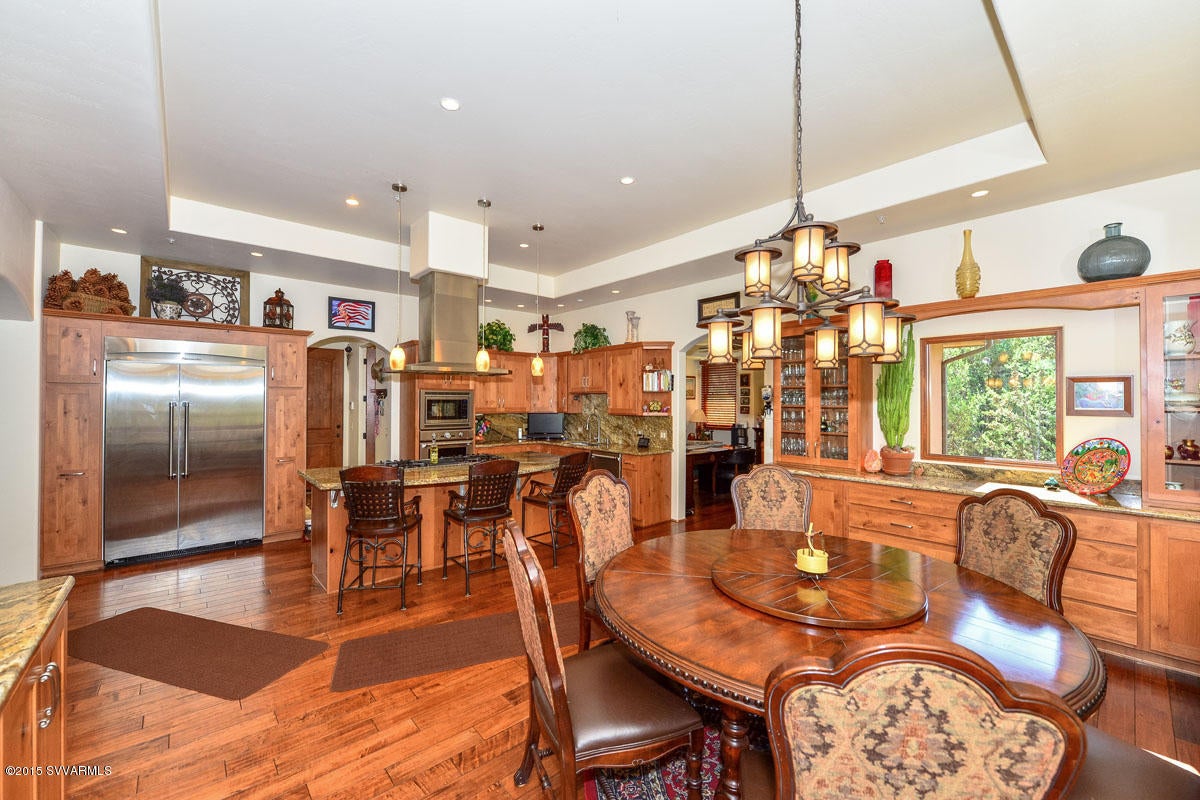 Cross Creek Ranch - Residential