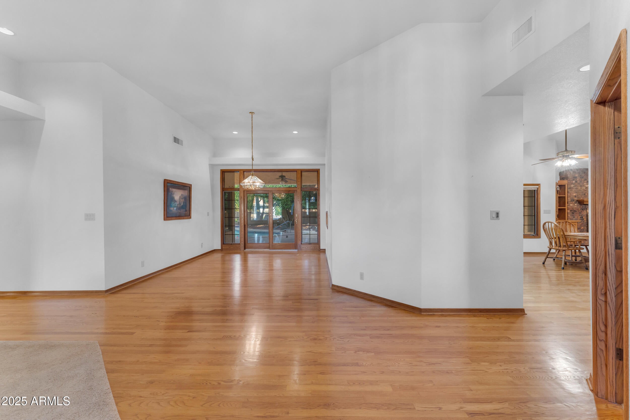WARNER ESTATES - Residential