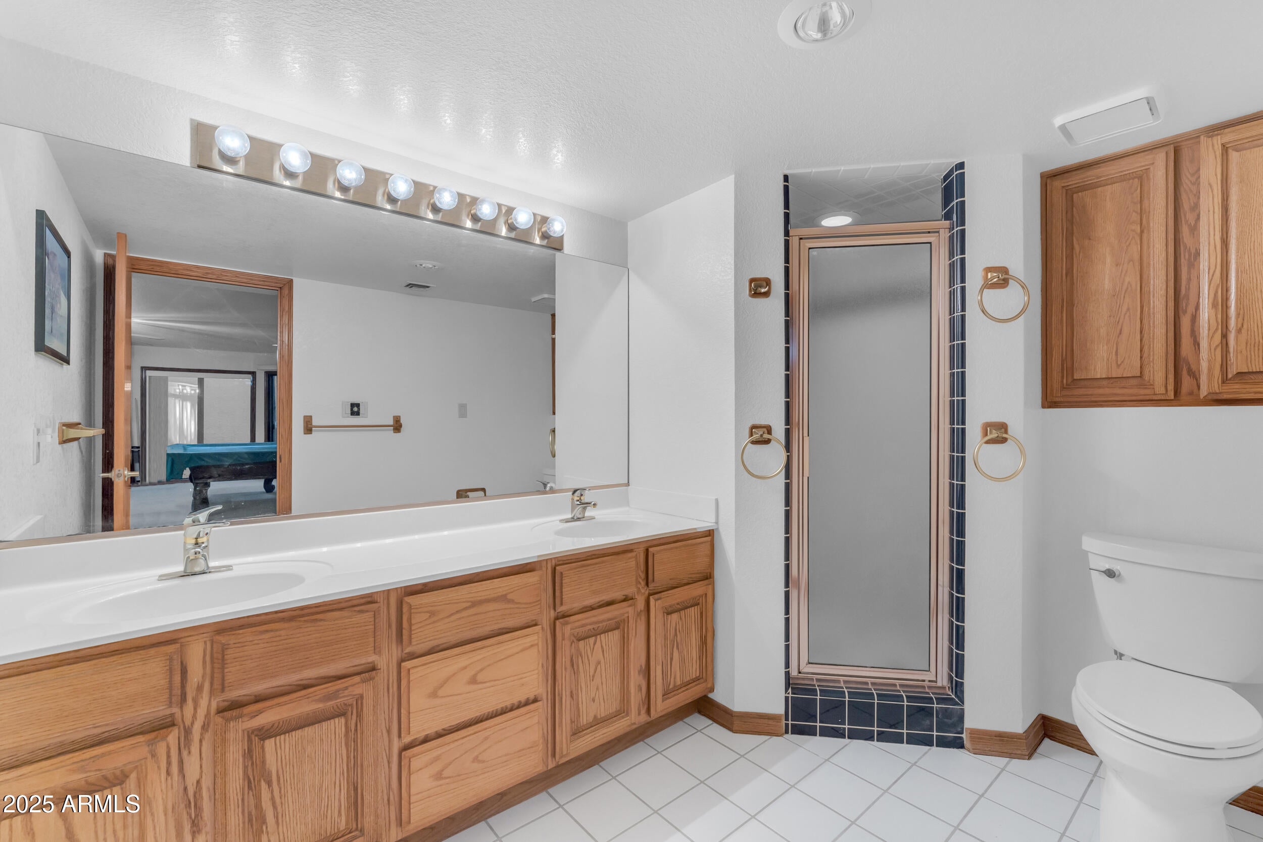WARNER ESTATES - Residential