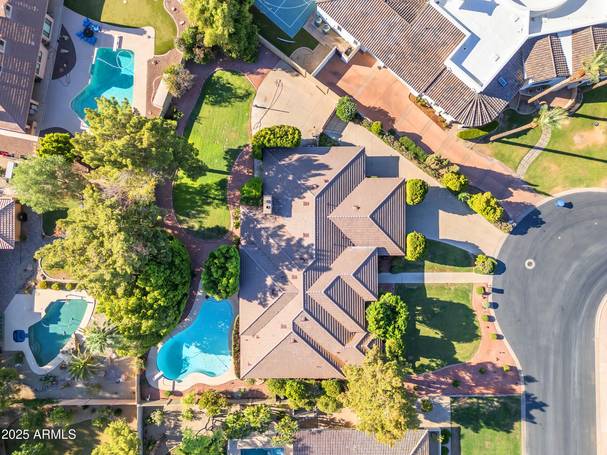 WARNER ESTATES - Residential