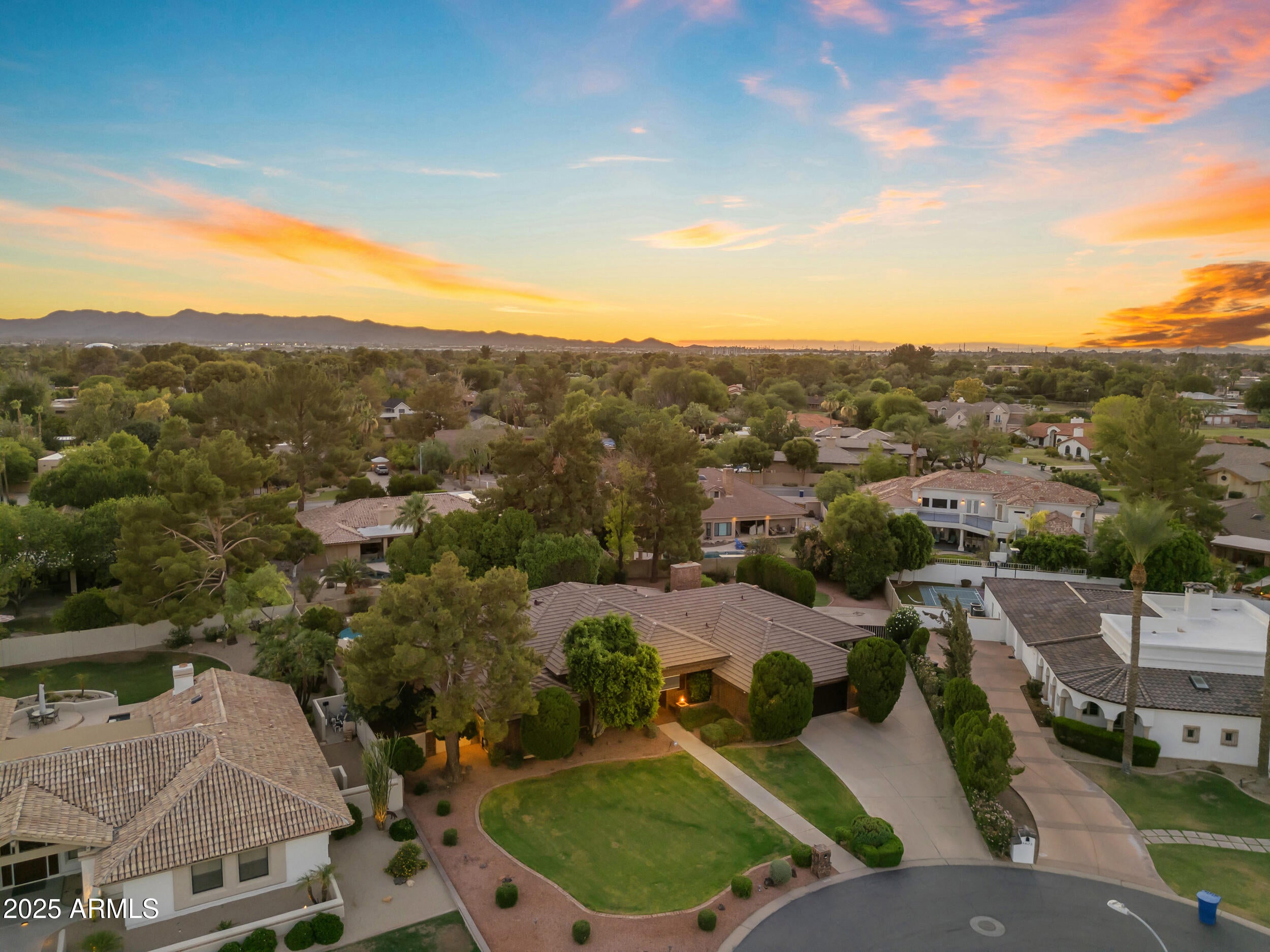 WARNER ESTATES - Residential