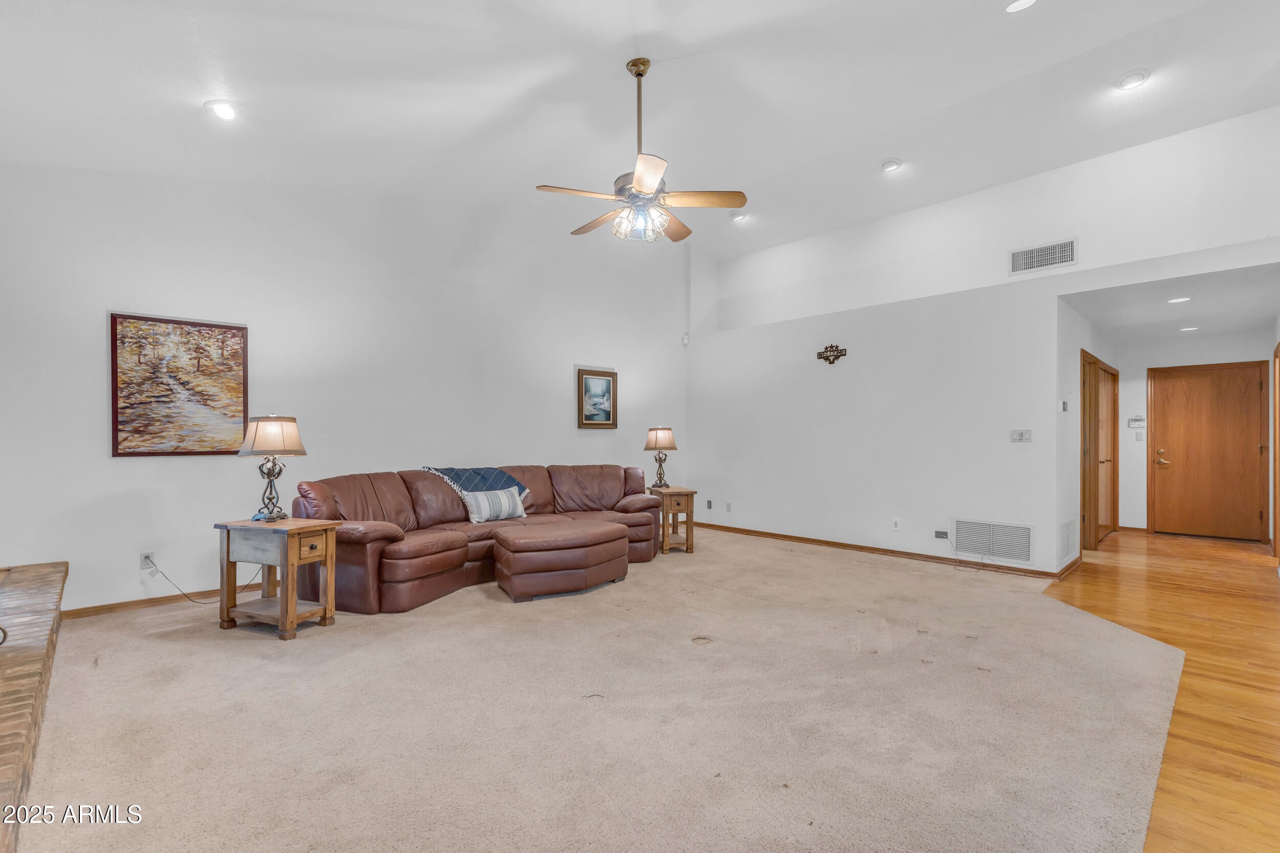 WARNER ESTATES - Residential