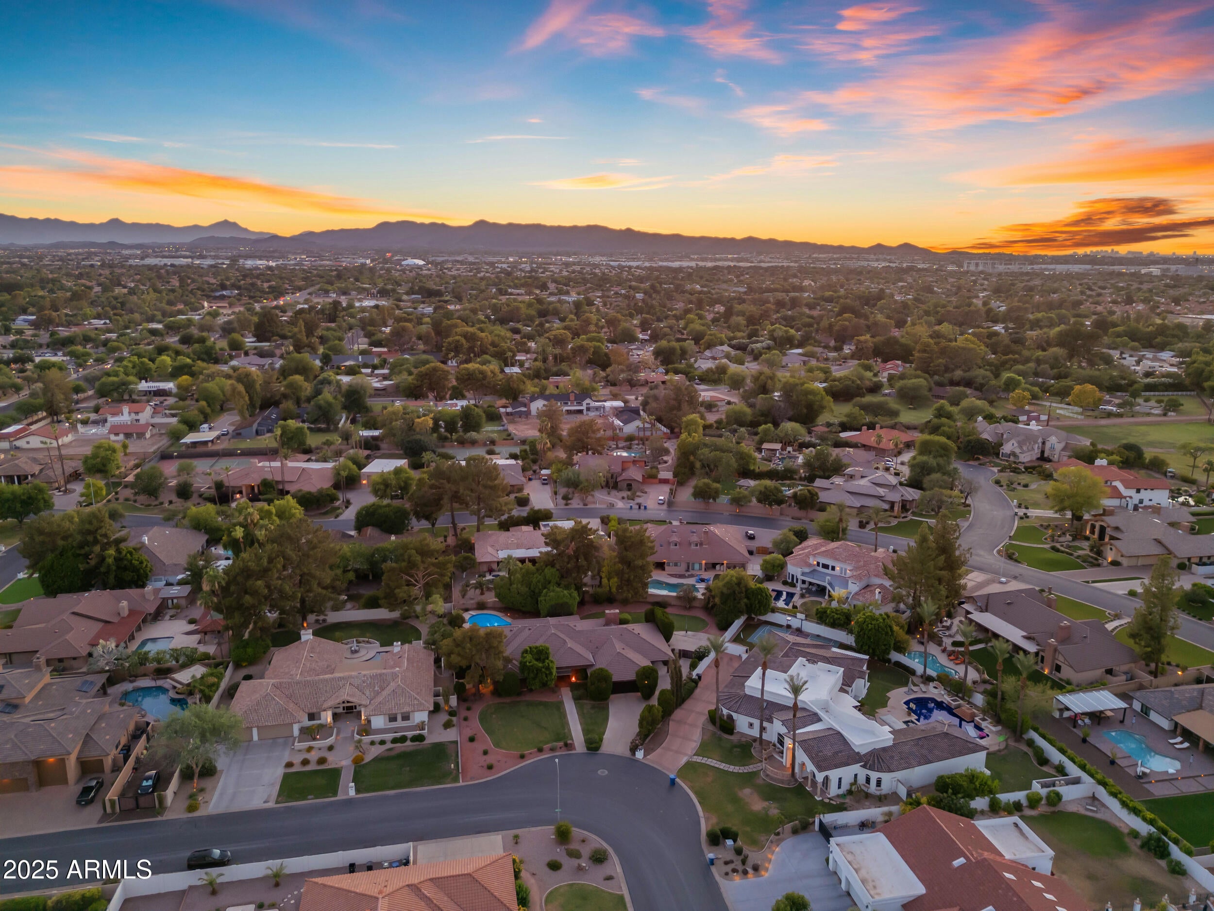 WARNER ESTATES - Residential