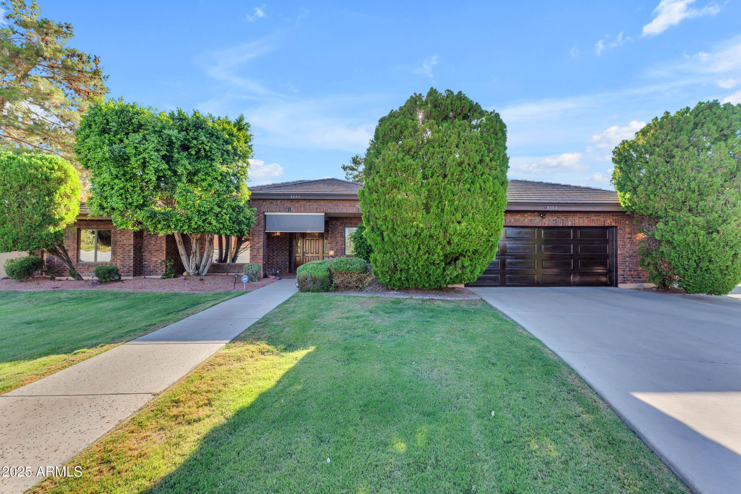 WARNER ESTATES - Residential