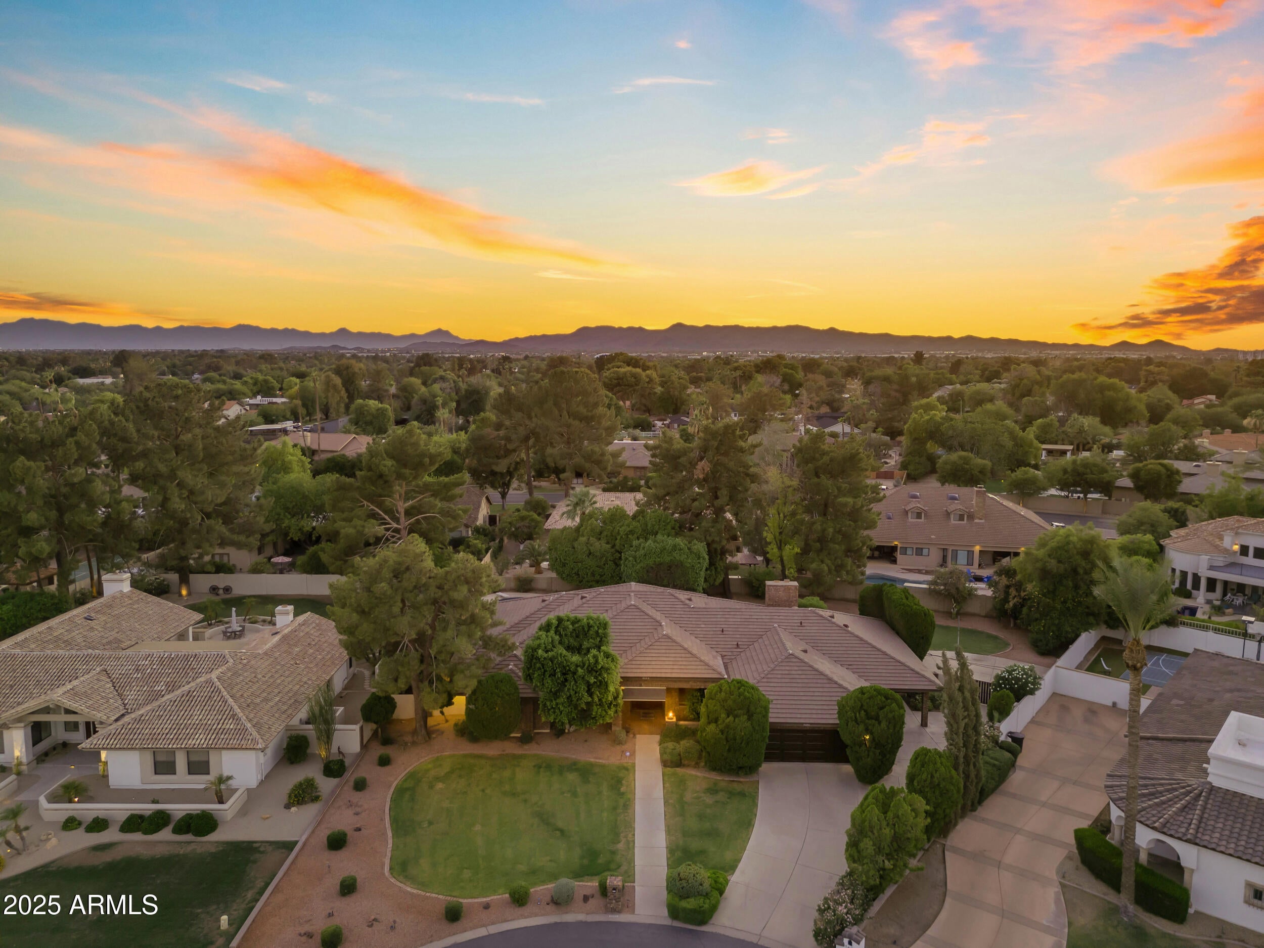 WARNER ESTATES - Residential