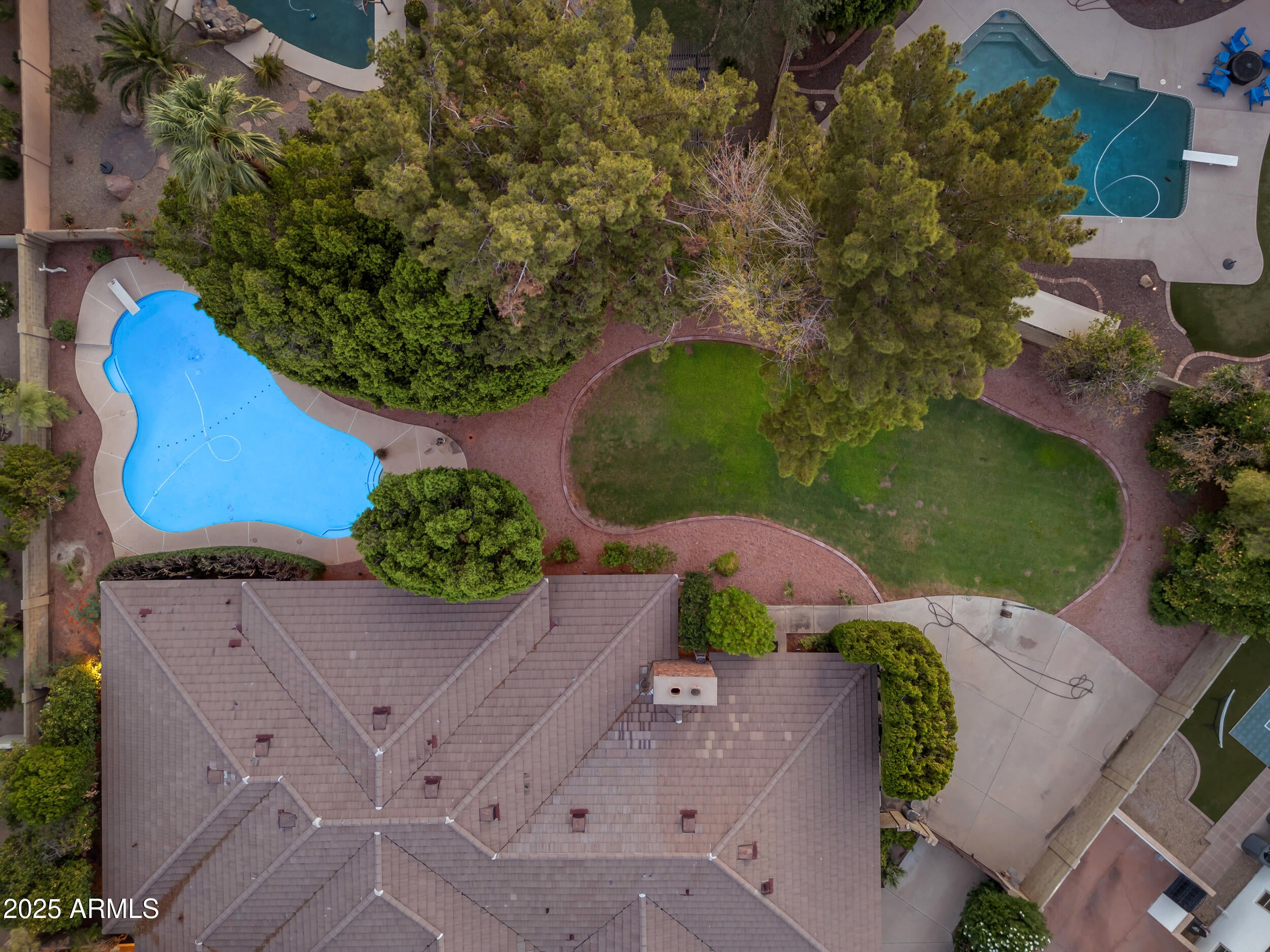 WARNER ESTATES - Residential
