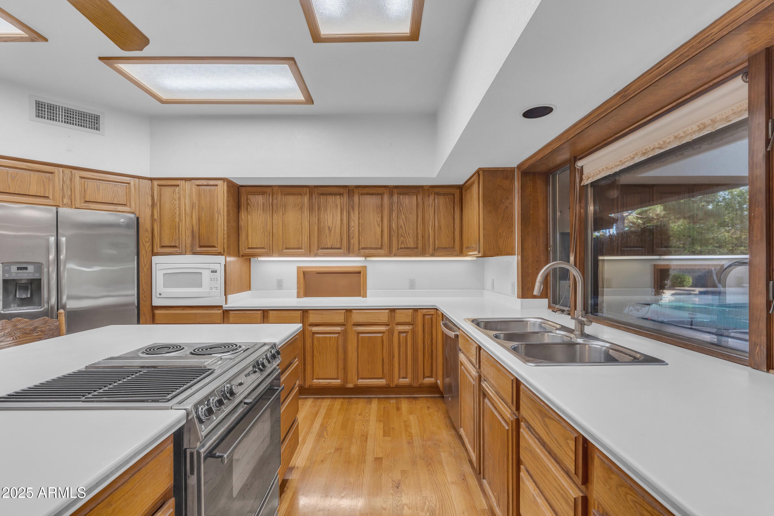 WARNER ESTATES - Residential
