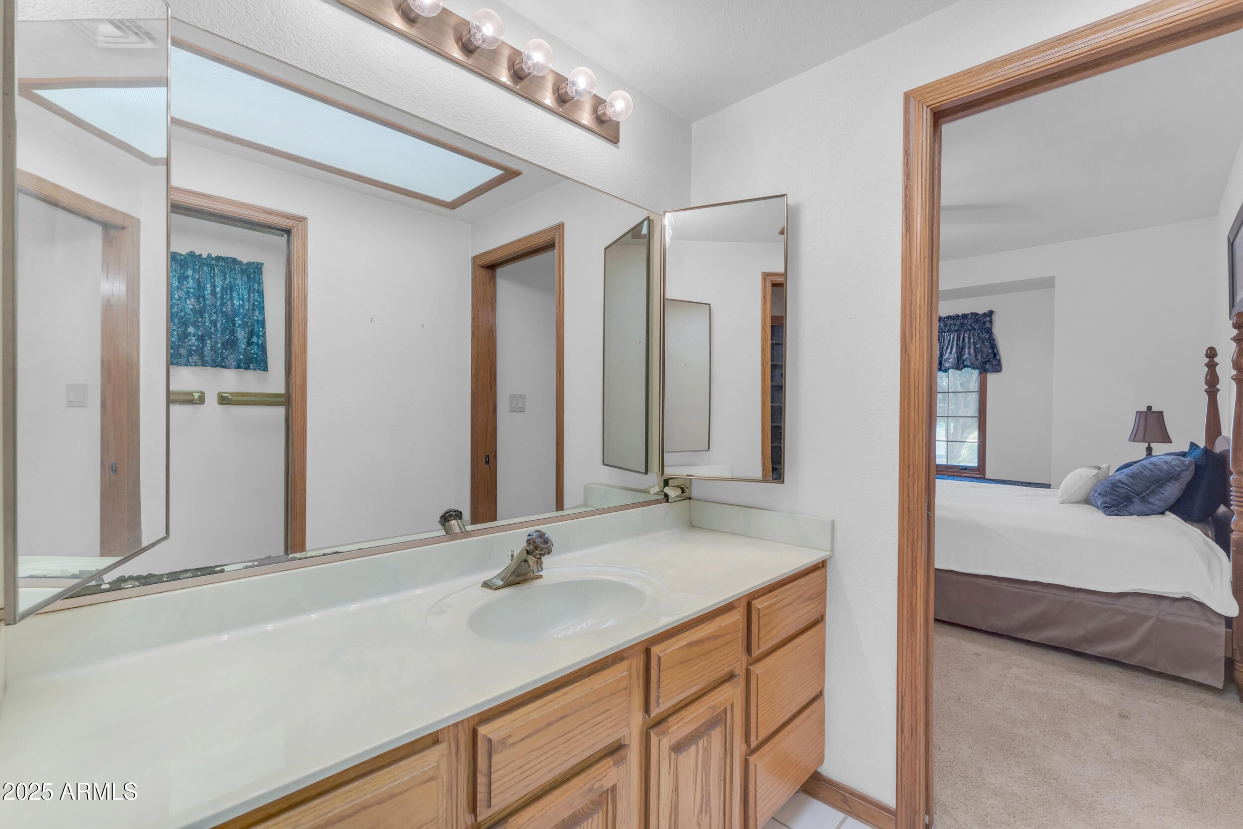 WARNER ESTATES - Residential