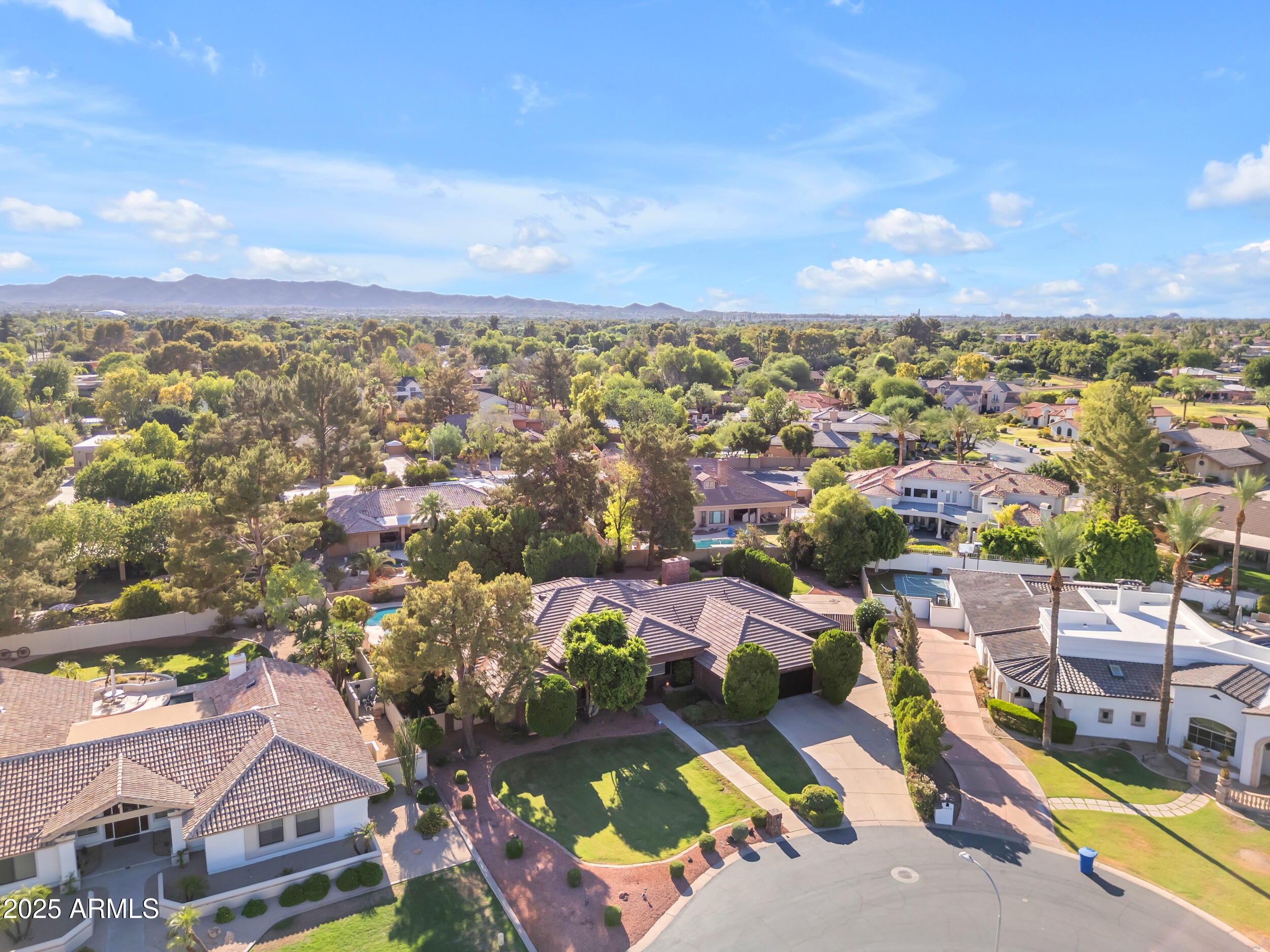 WARNER ESTATES - Residential