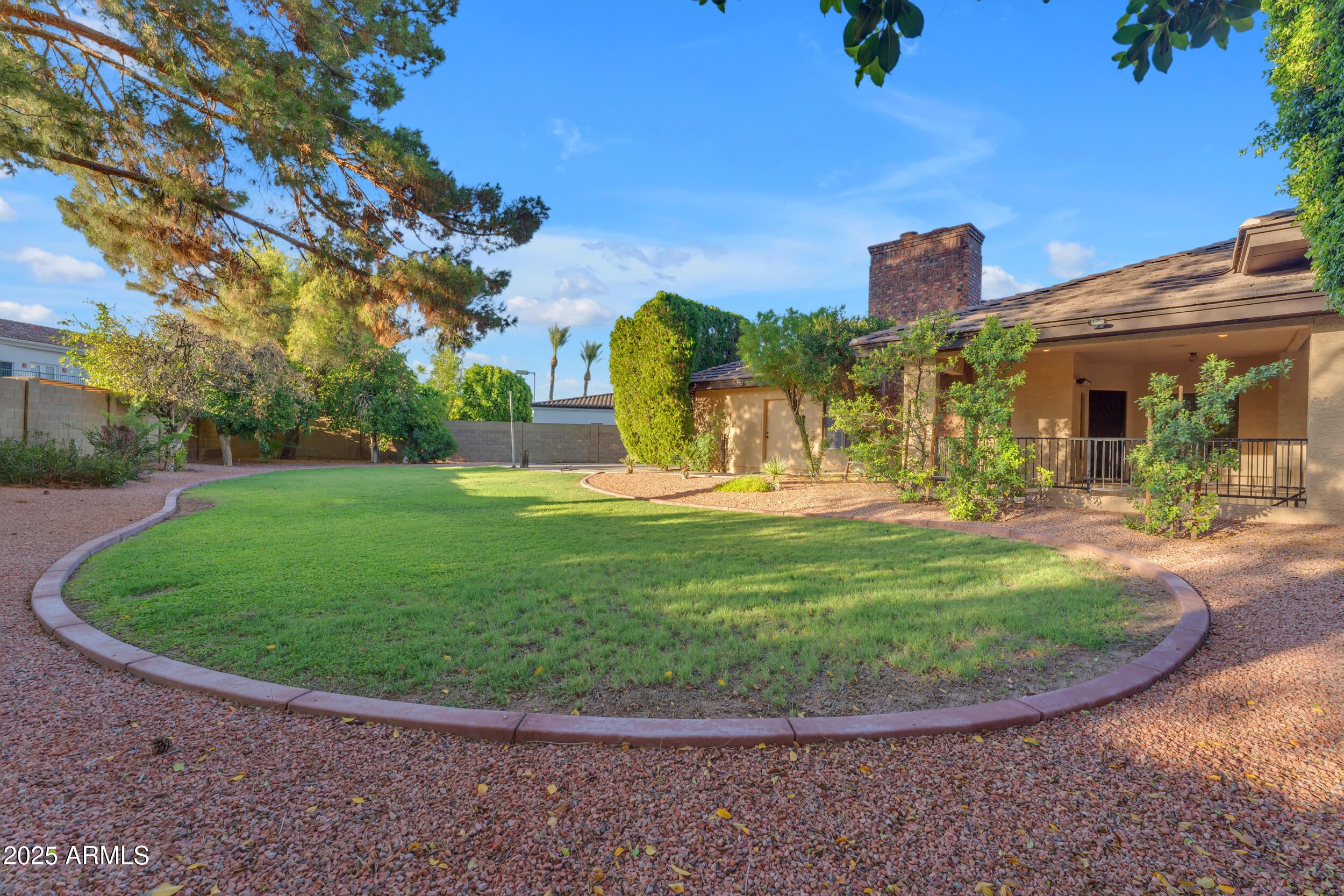 WARNER ESTATES - Residential