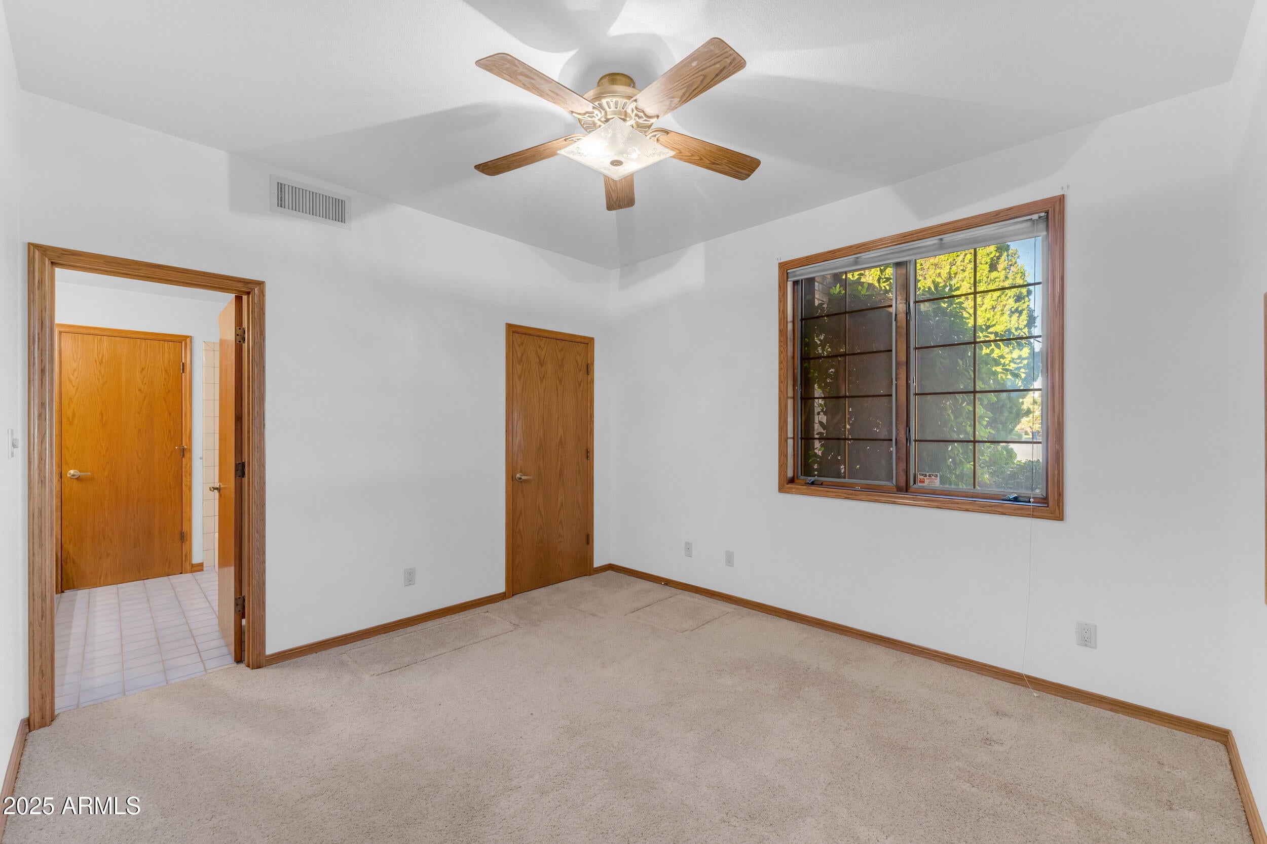 WARNER ESTATES - Residential
