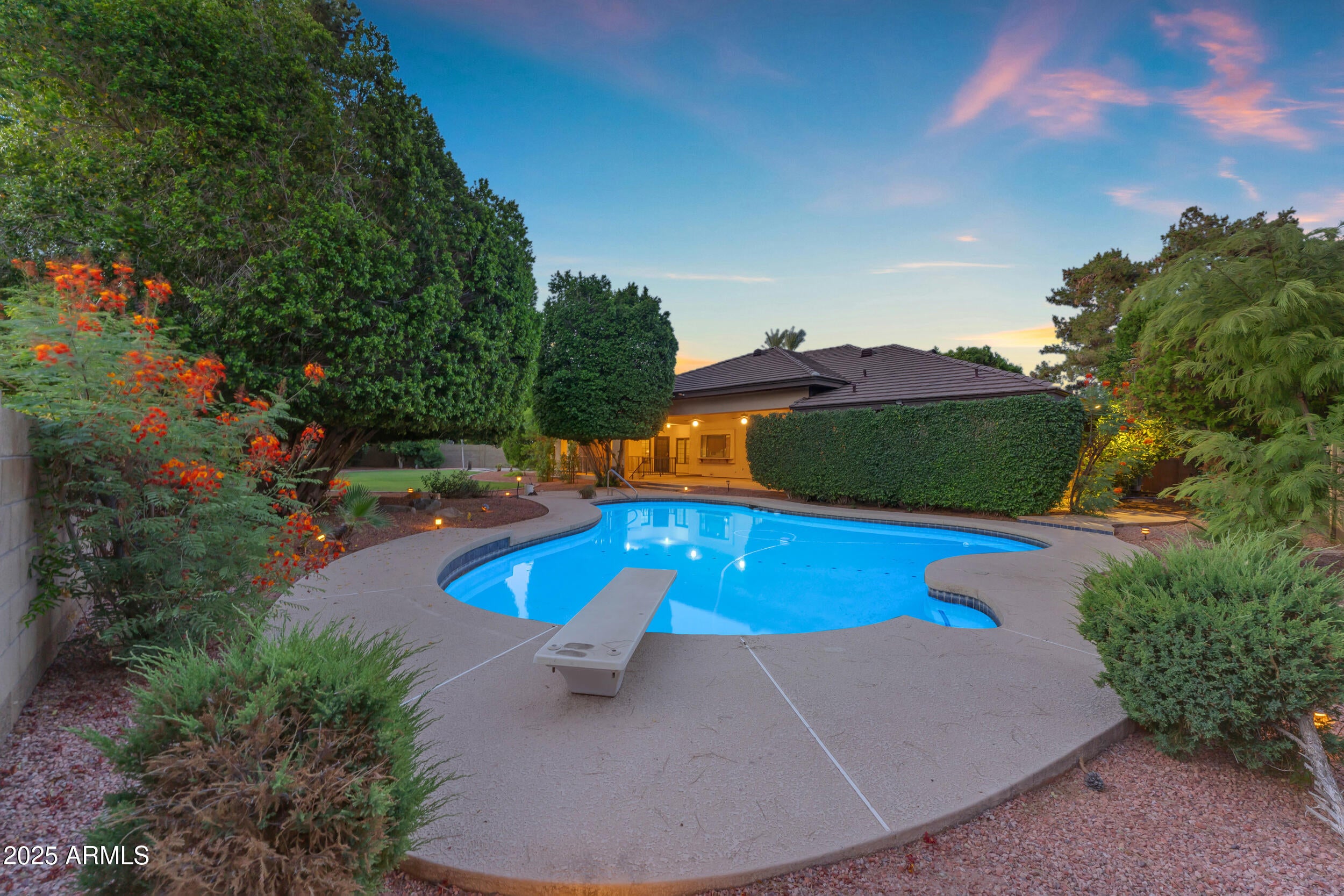 WARNER ESTATES - Residential