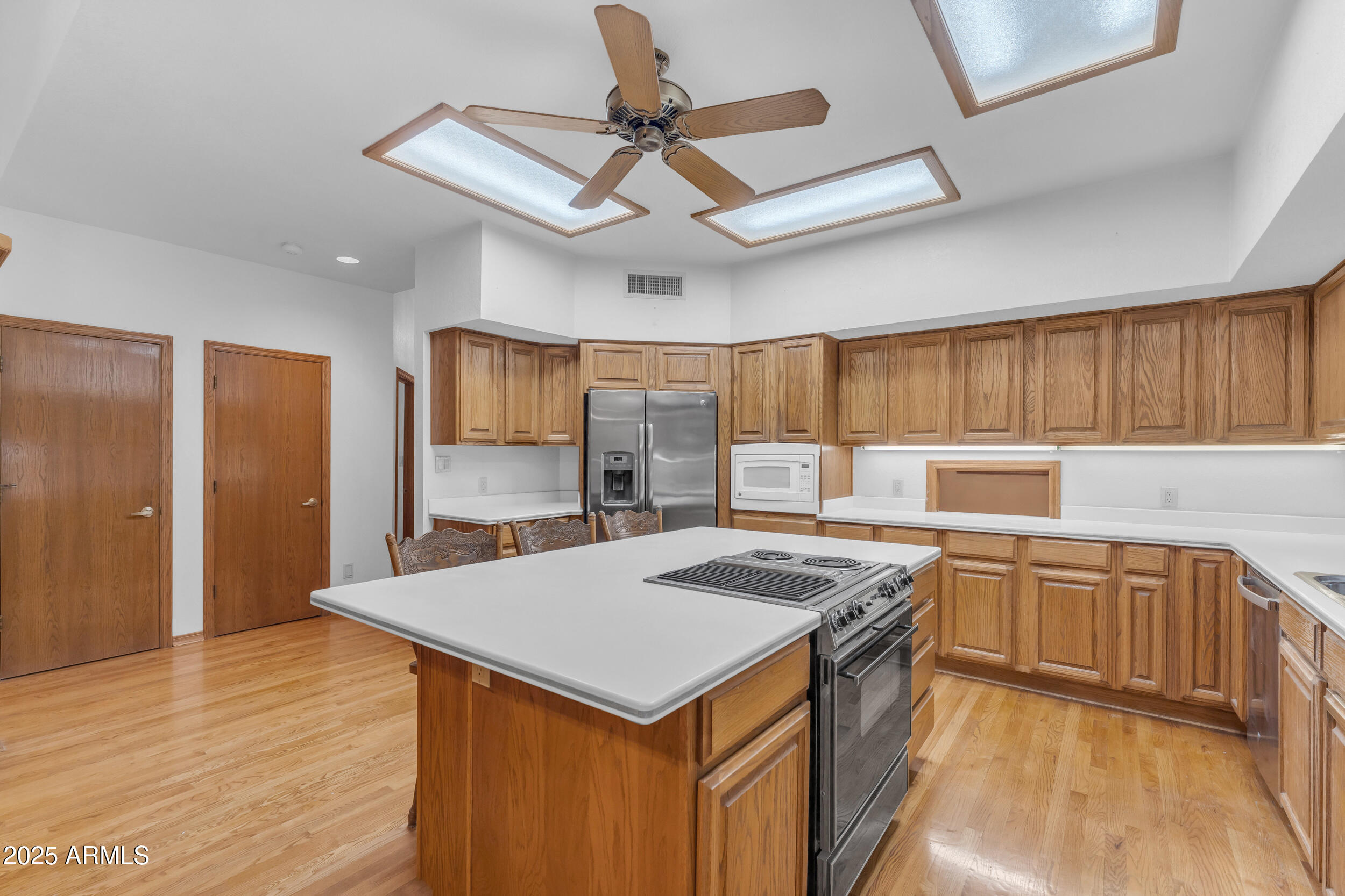 WARNER ESTATES - Residential