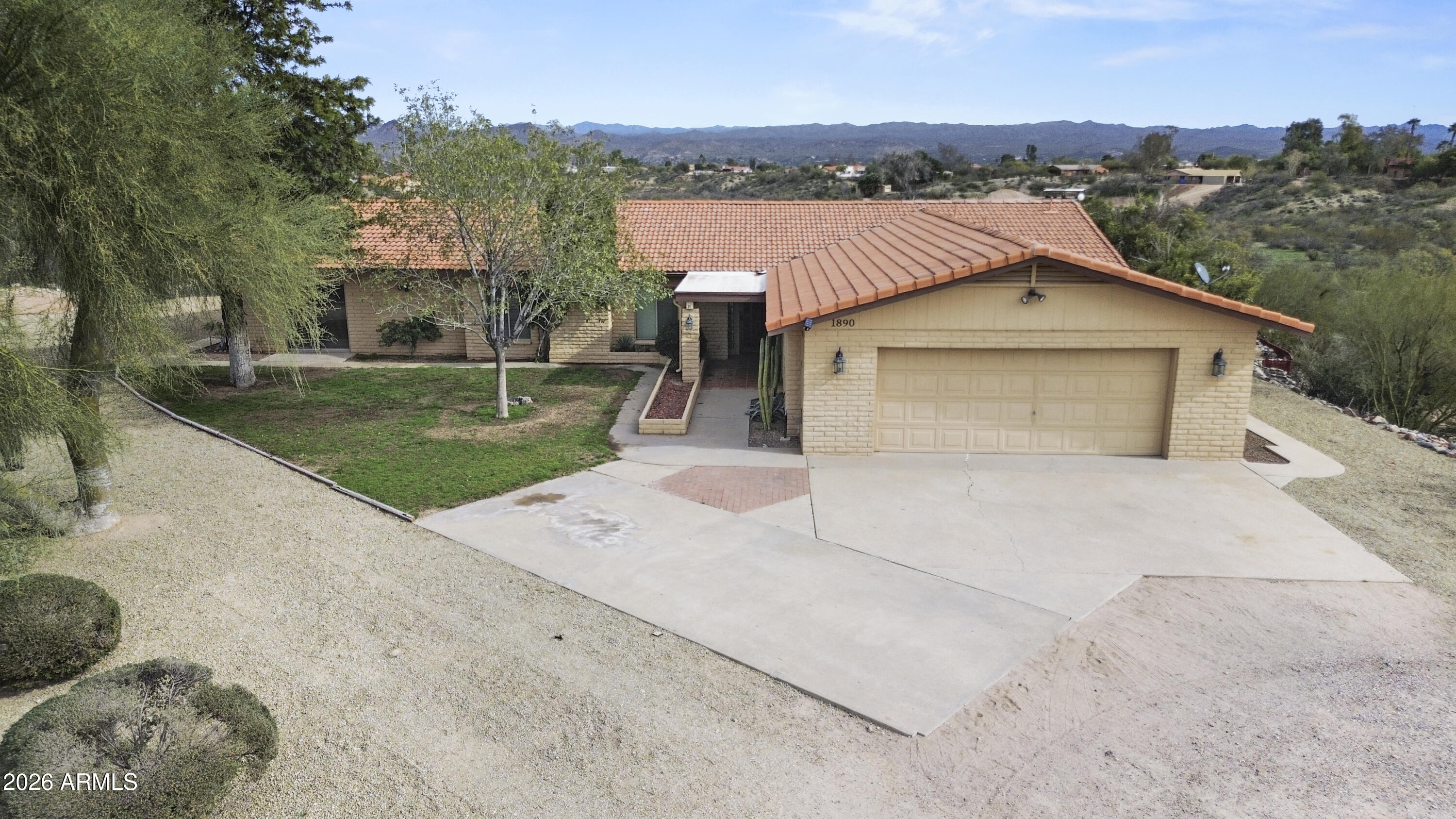WICKENBURG COUNTRY CLUB ACRES 2 - Residential