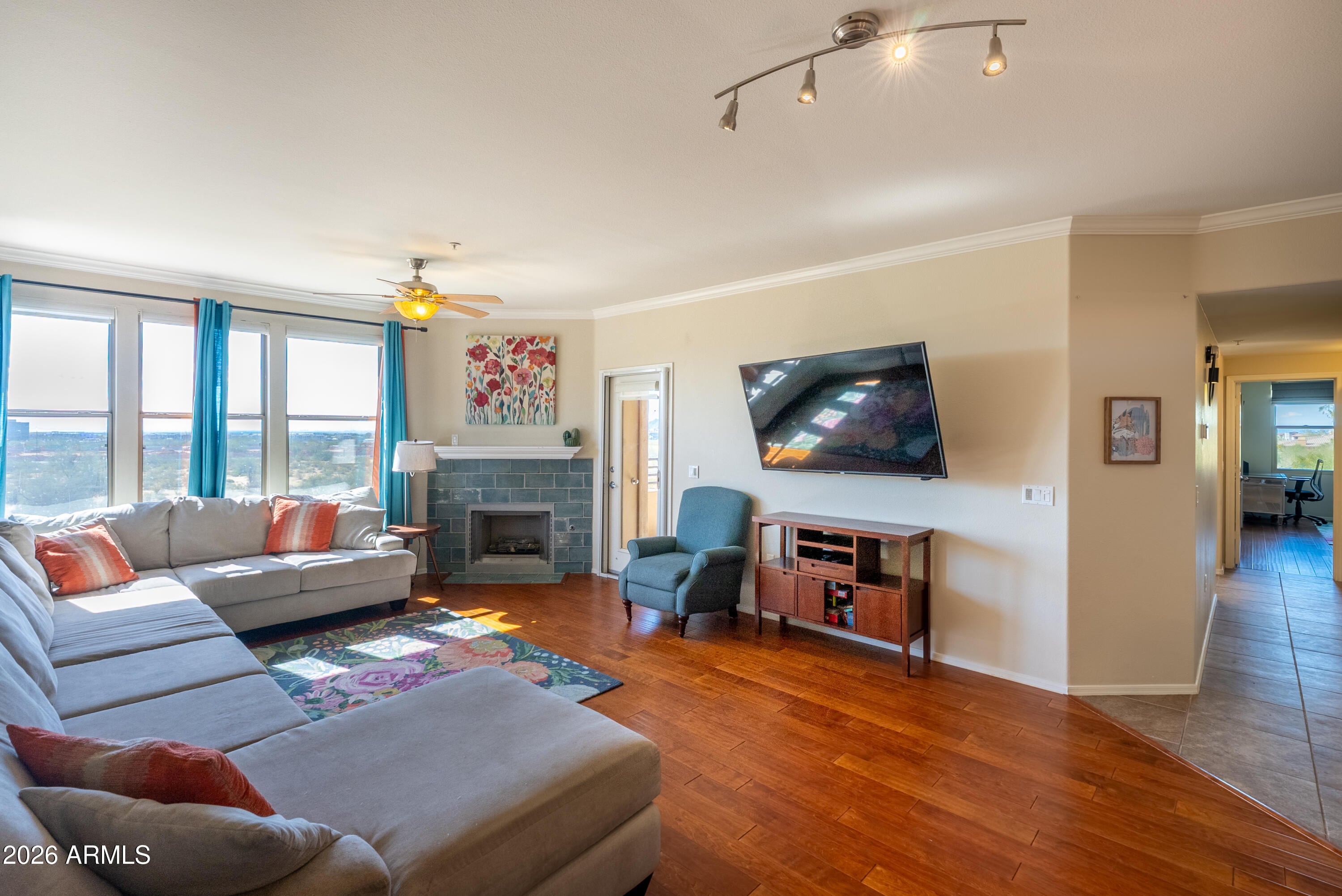 VENU AT GRAYHAWK CONDOMINIUM - Residential