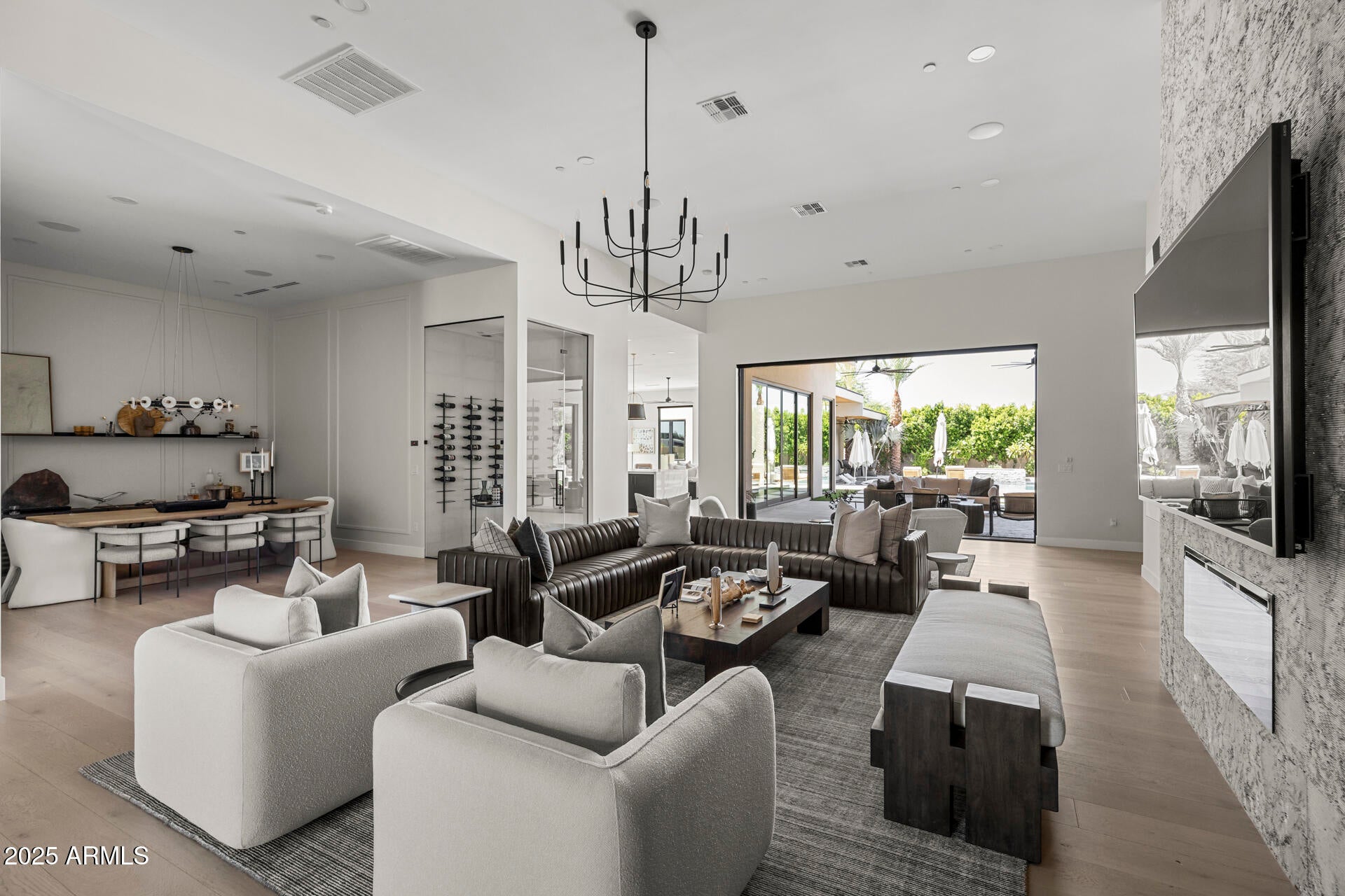 DESERT HILLS - Residential