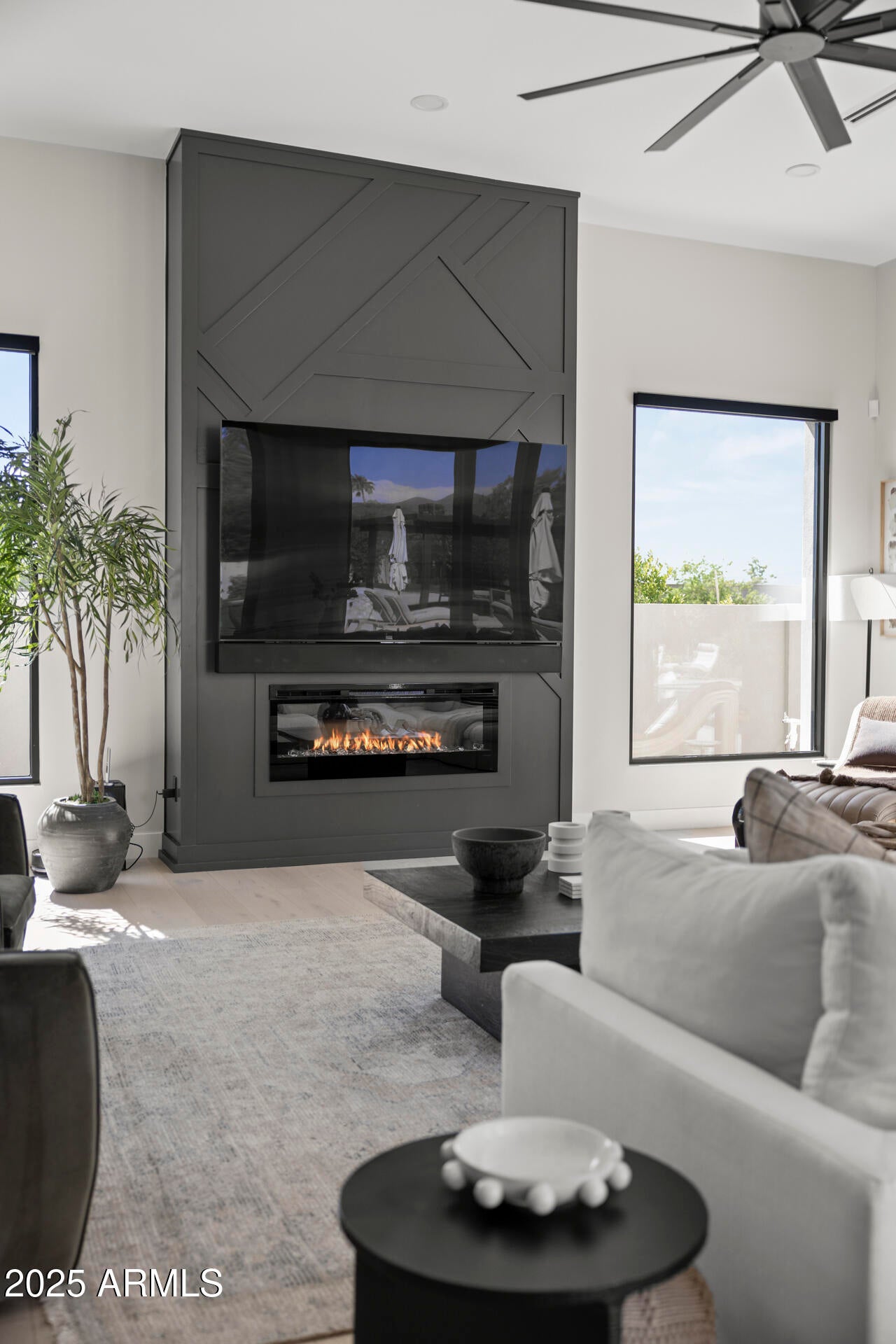 DESERT HILLS - Residential
