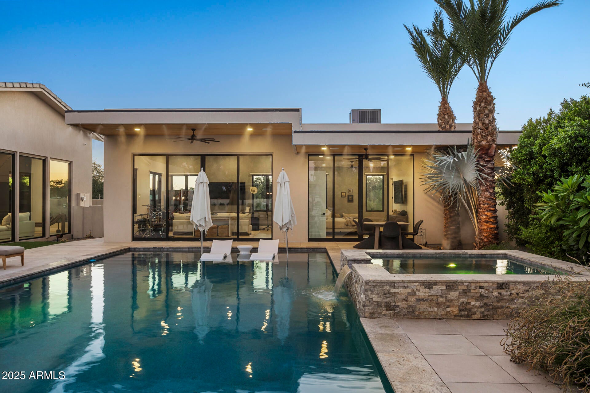 DESERT HILLS - Residential