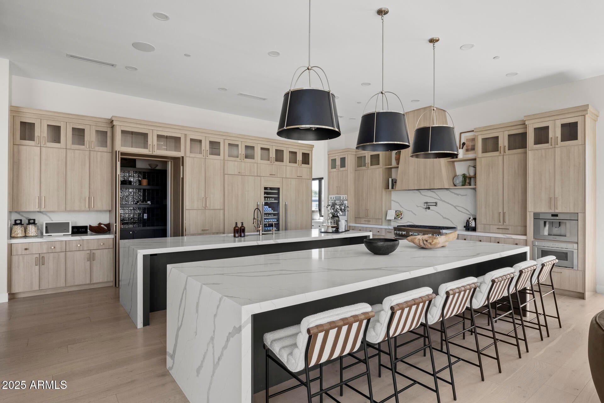 DESERT HILLS - Residential