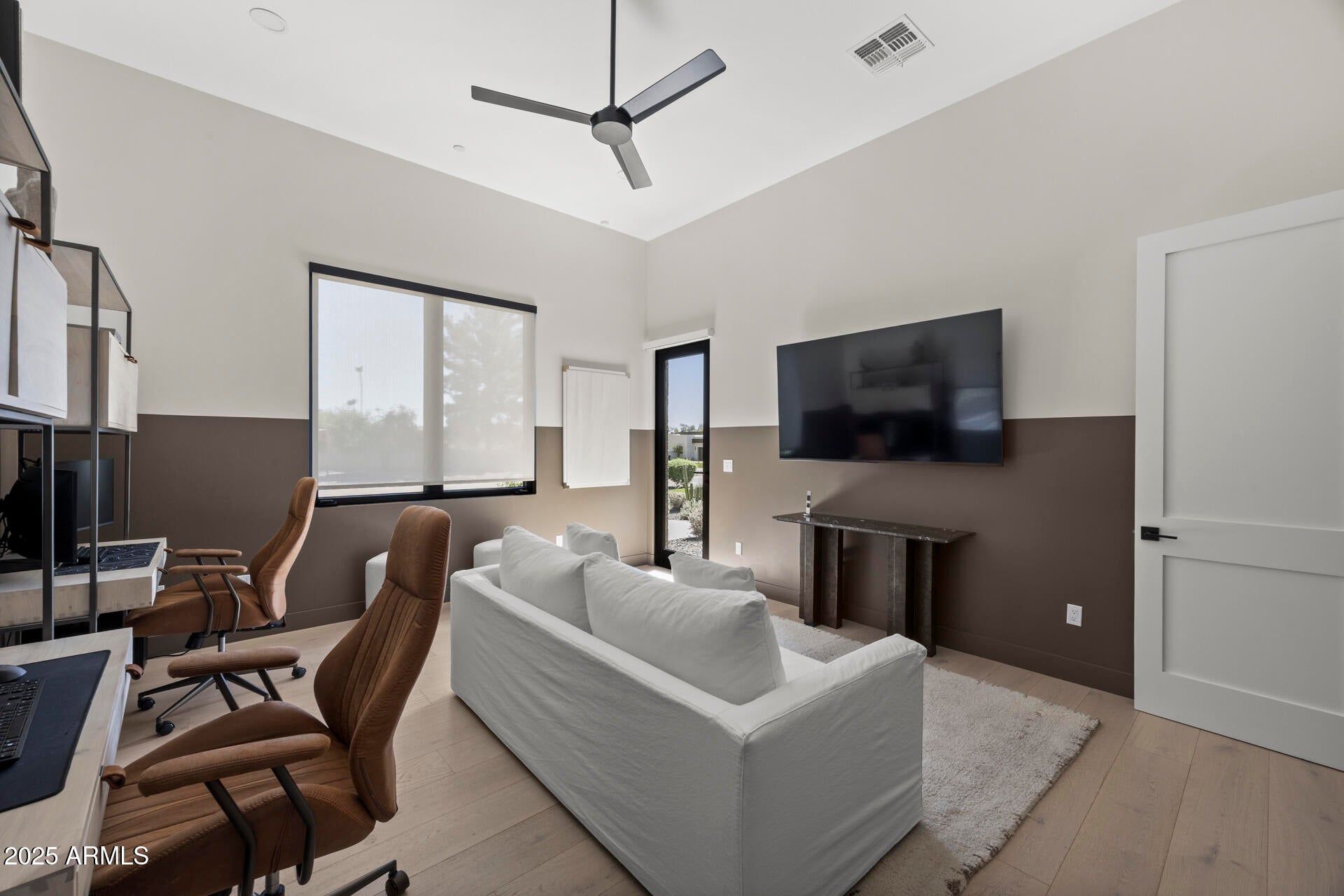 DESERT HILLS - Residential