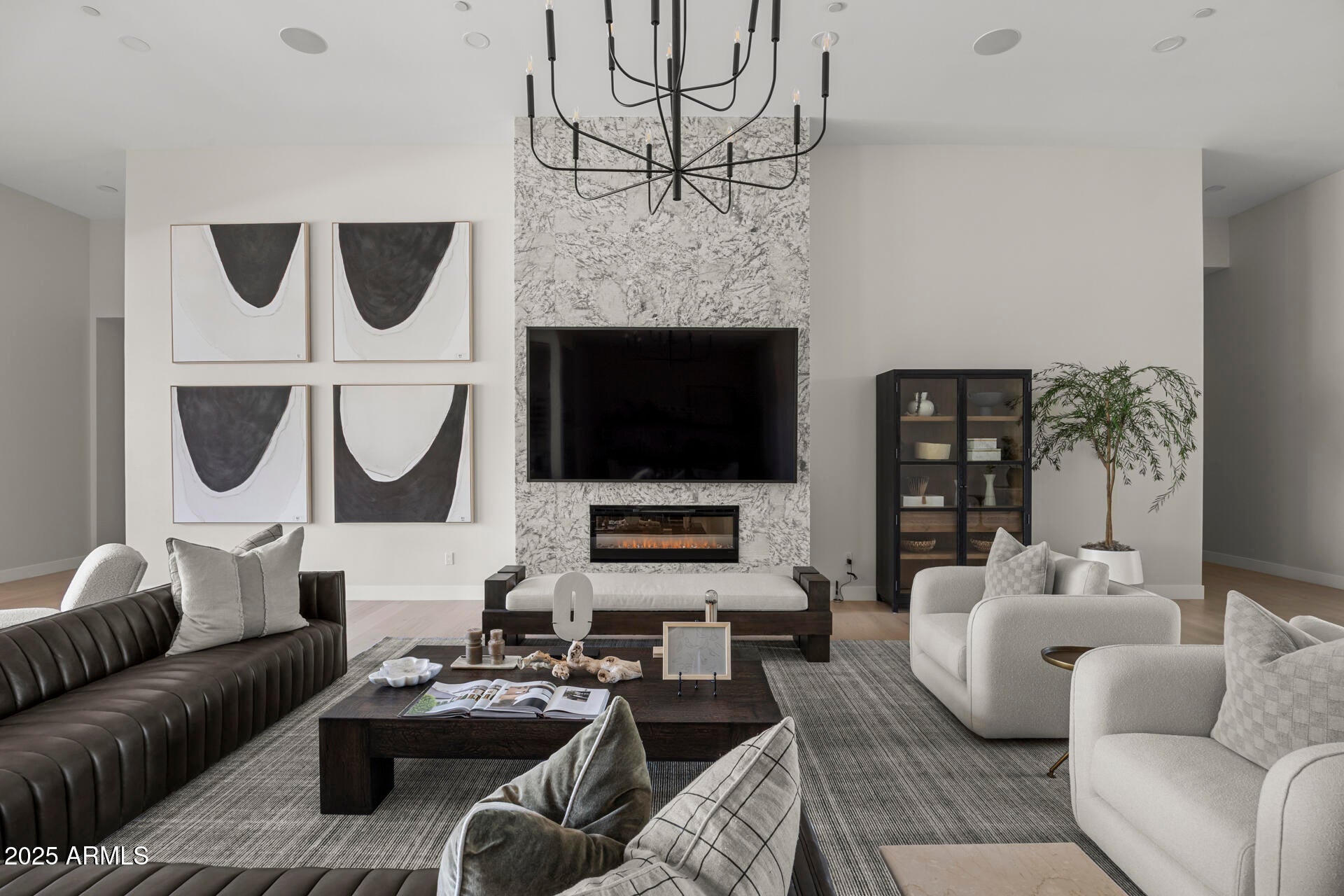 DESERT HILLS - Residential