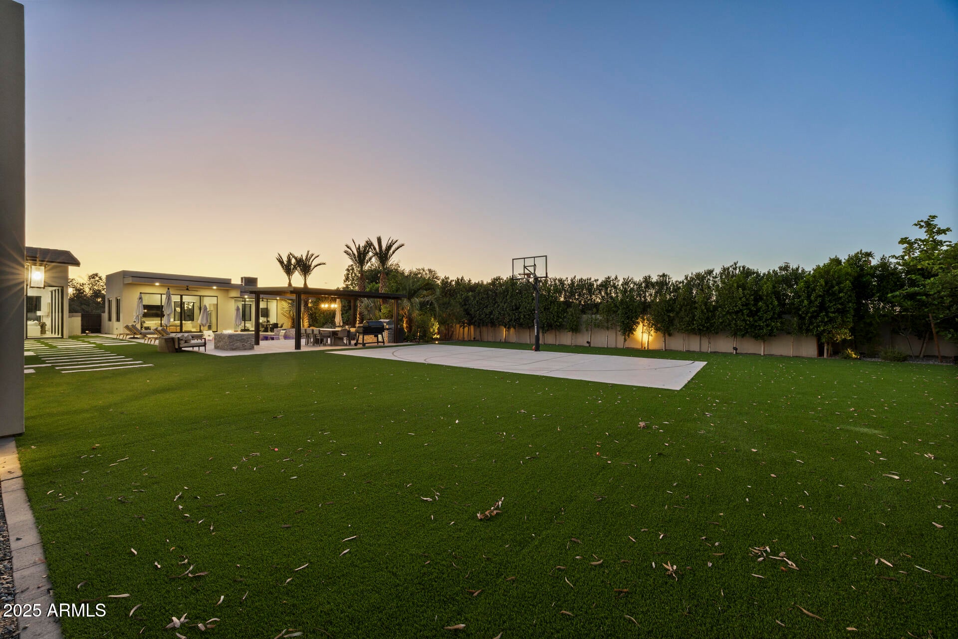 DESERT HILLS - Residential
