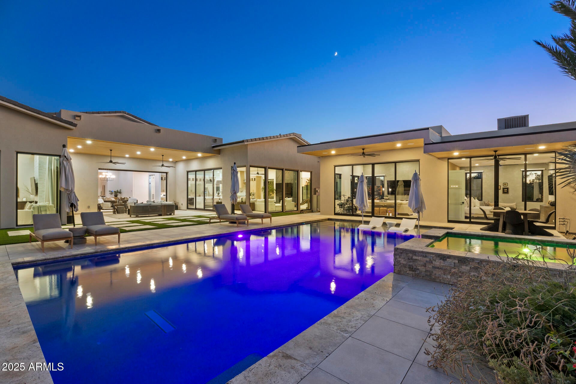 DESERT HILLS - Residential