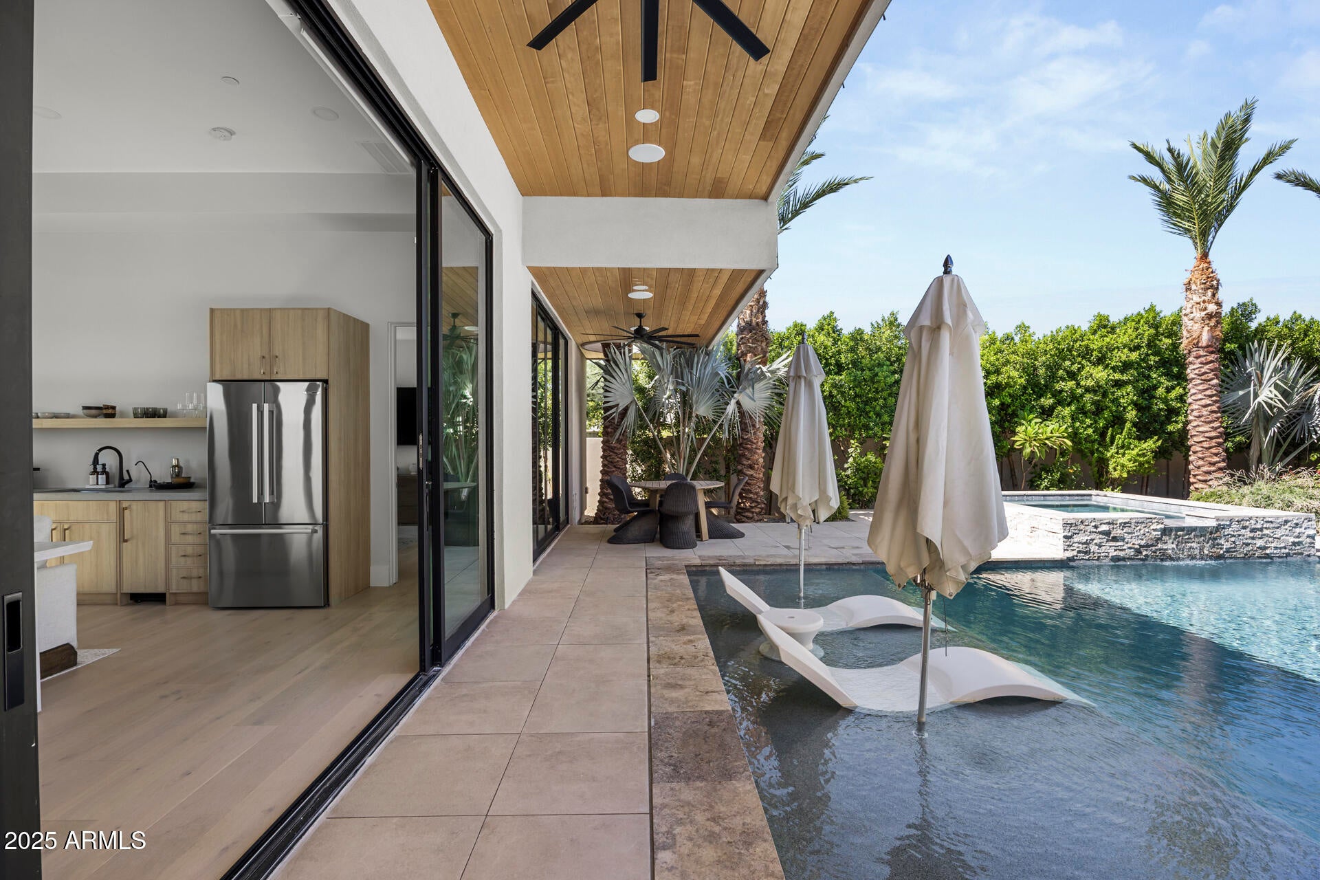 DESERT HILLS - Residential