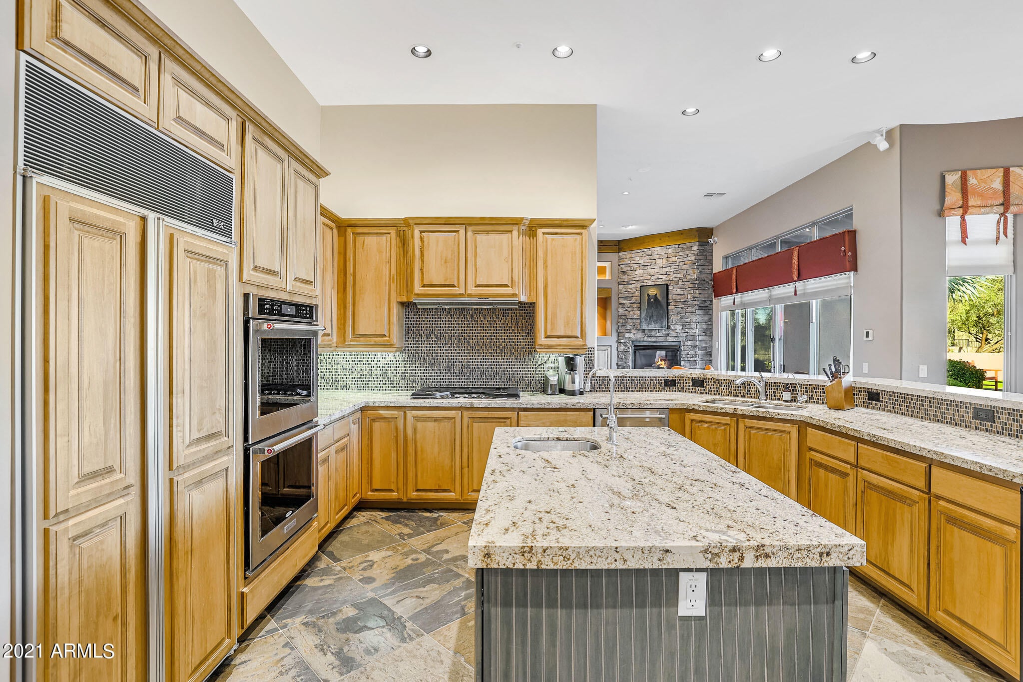 SAGUARO HIGHLANDS - Residential