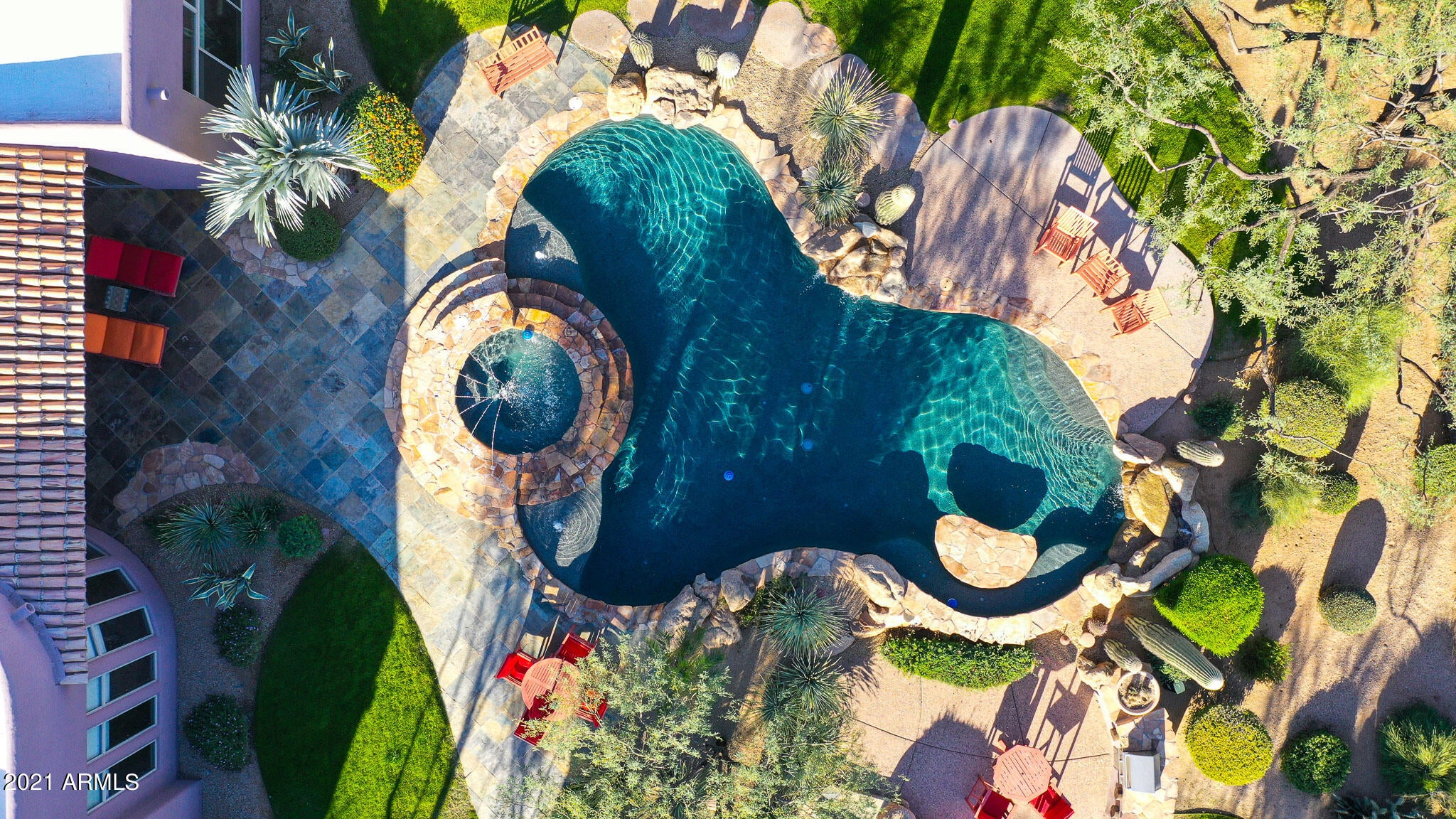 SAGUARO HIGHLANDS - Residential