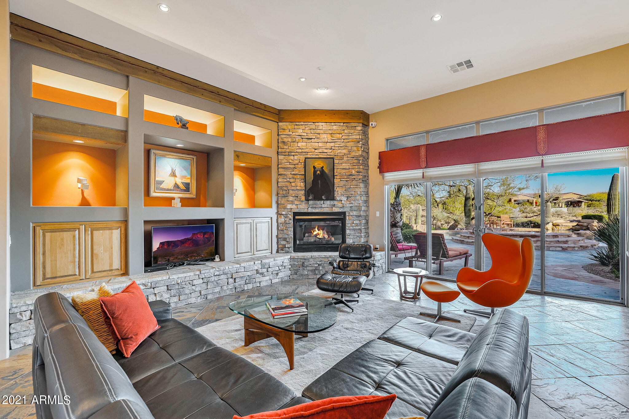 SAGUARO HIGHLANDS - Residential