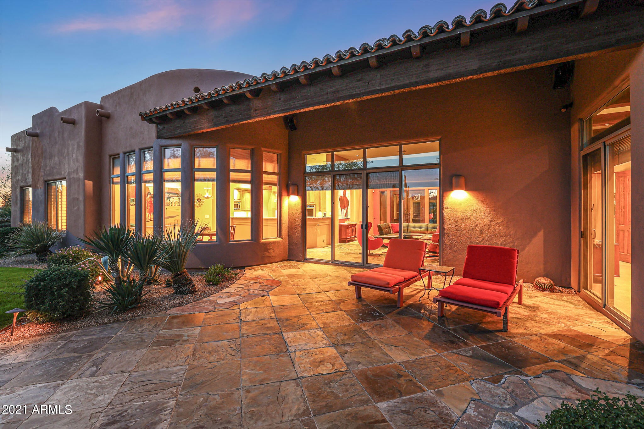 SAGUARO HIGHLANDS - Residential