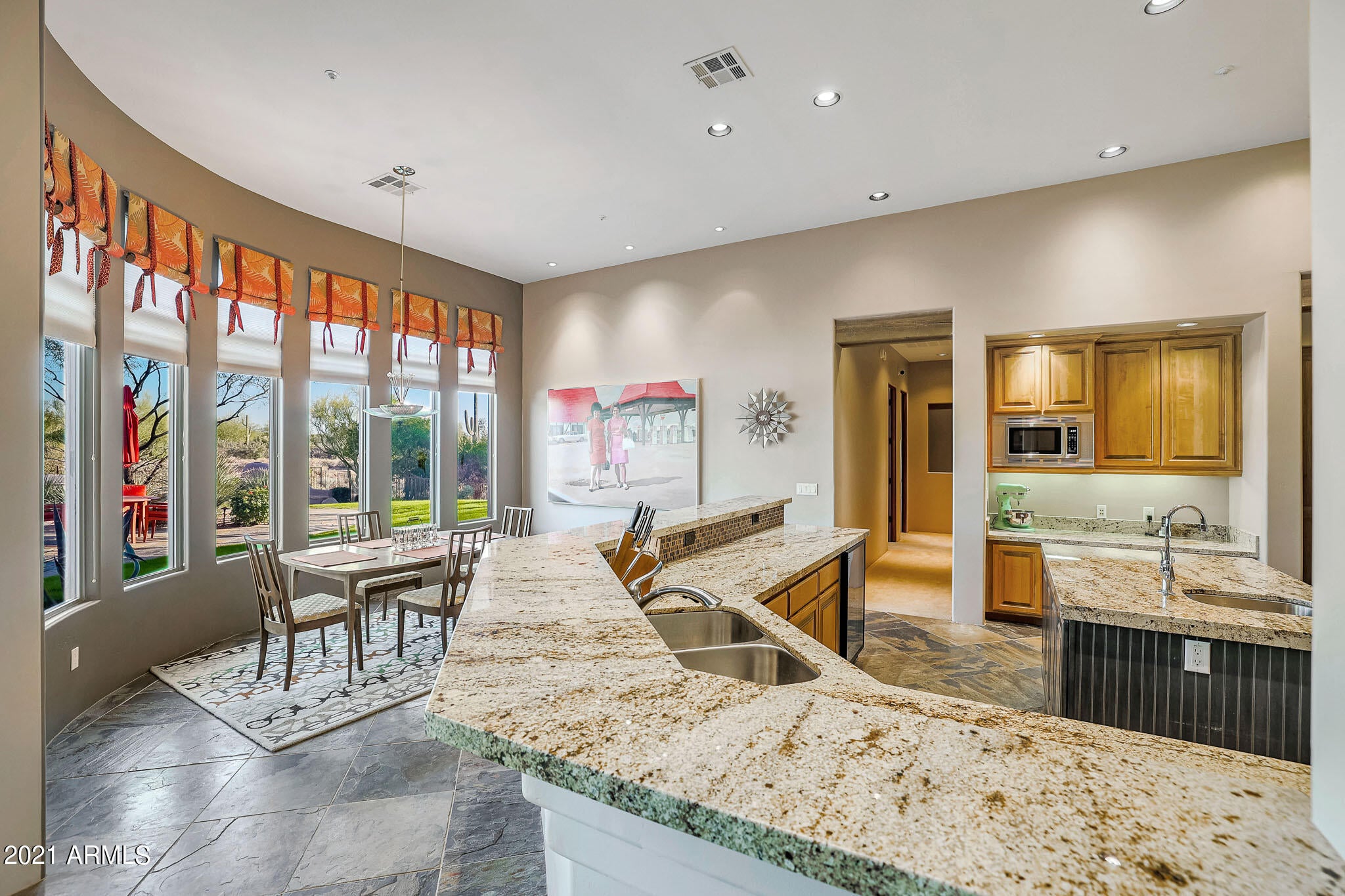 SAGUARO HIGHLANDS - Residential