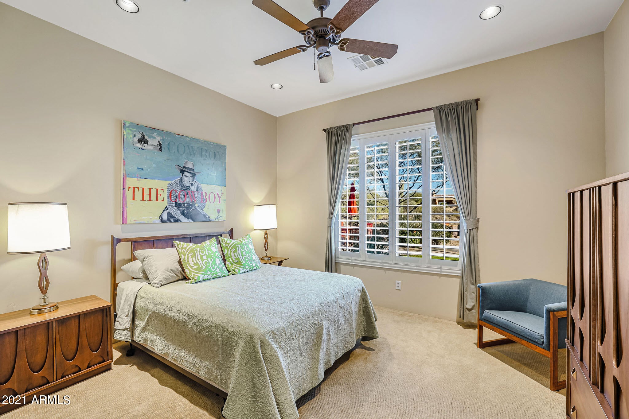 SAGUARO HIGHLANDS - Residential