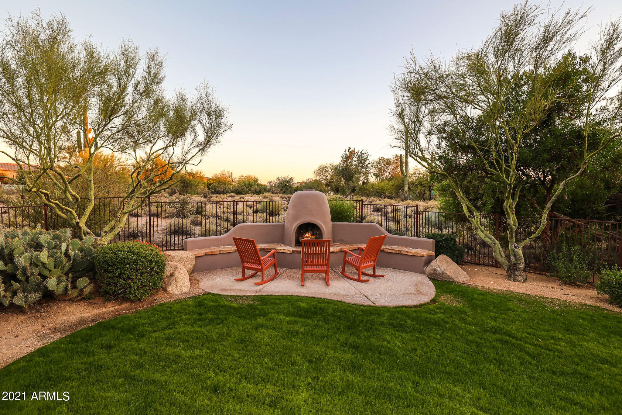 SAGUARO HIGHLANDS - Residential