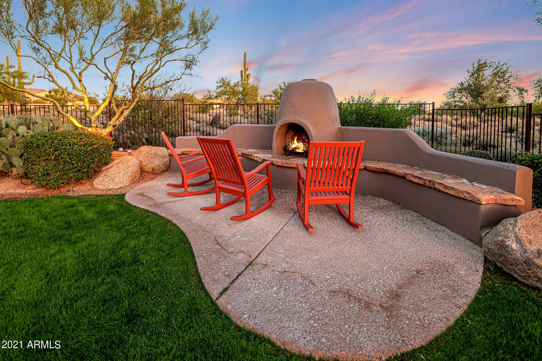 SAGUARO HIGHLANDS - Residential