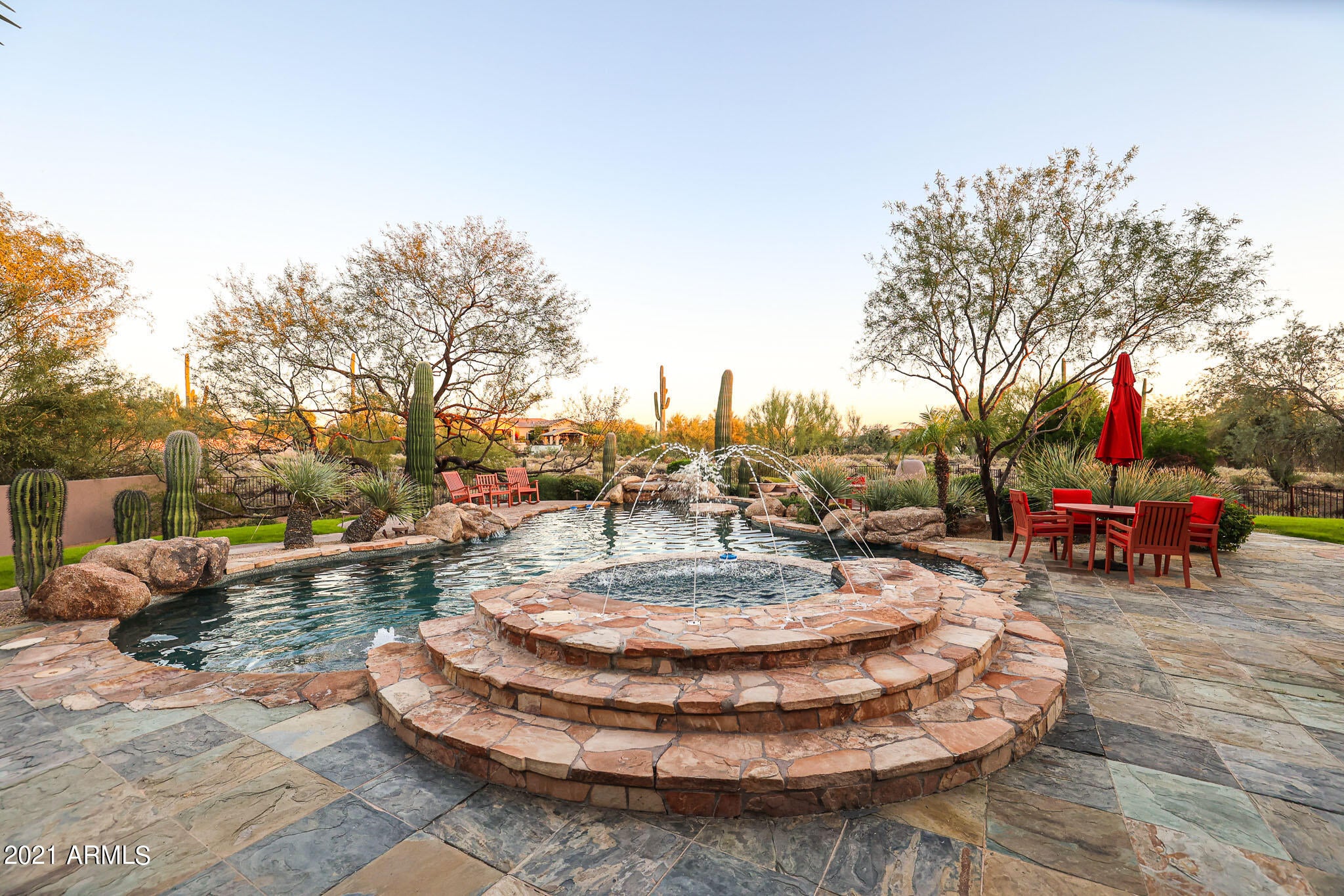 SAGUARO HIGHLANDS - Residential