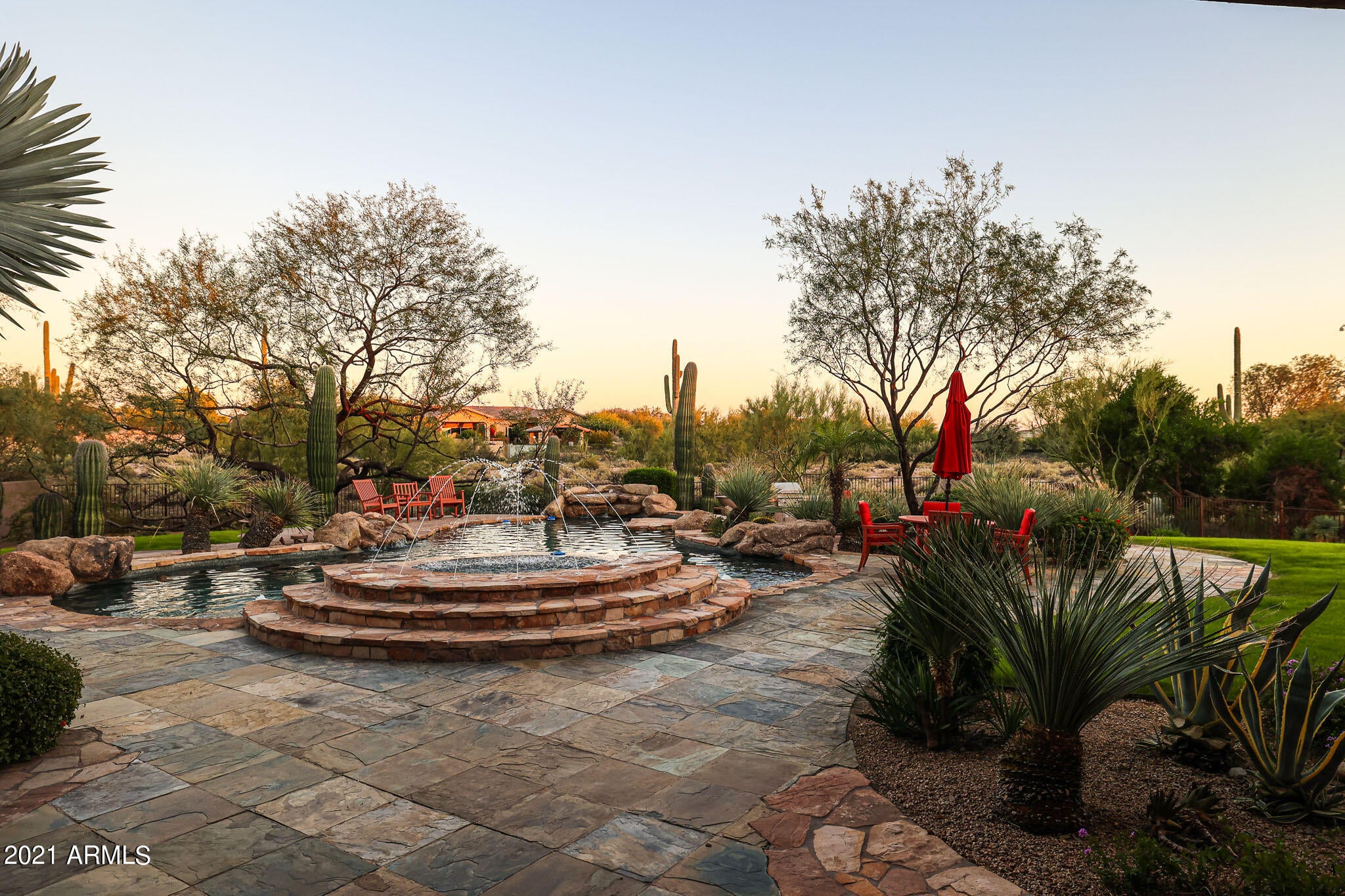 SAGUARO HIGHLANDS - Residential