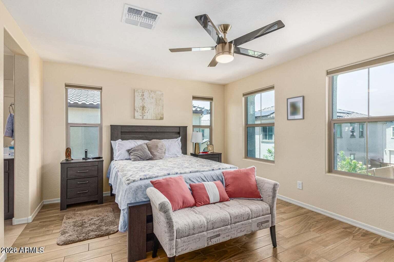 HERITAGE CROSSING - Residential