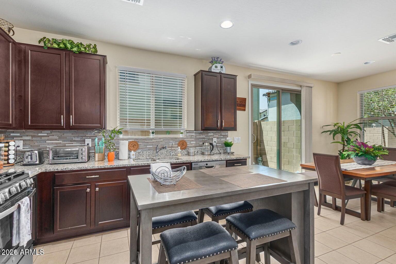 HERITAGE CROSSING - Residential