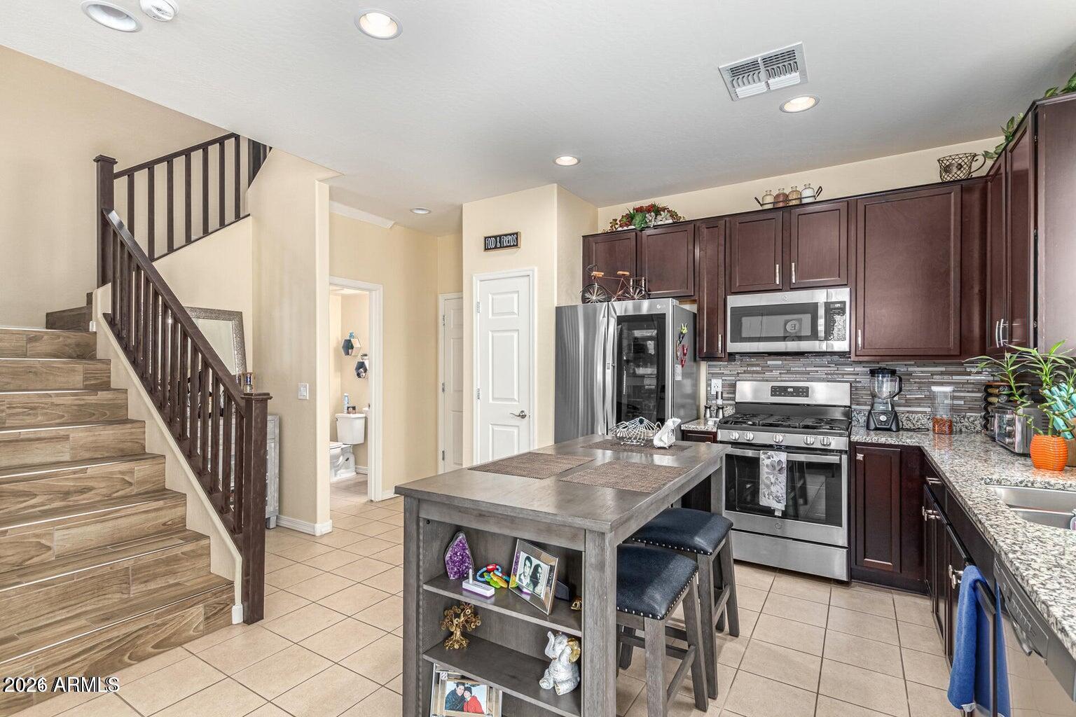 HERITAGE CROSSING - Residential