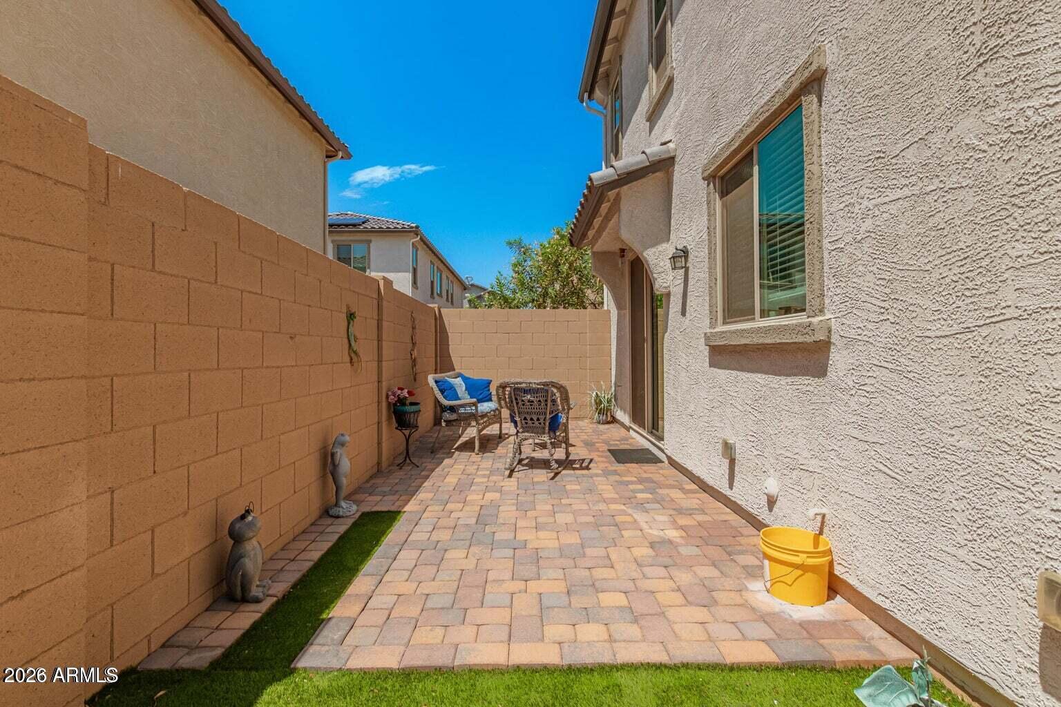 HERITAGE CROSSING - Residential