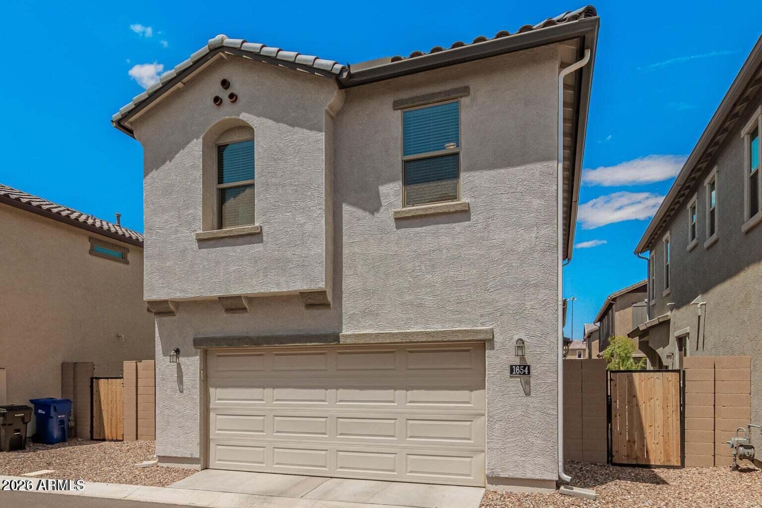HERITAGE CROSSING - Residential