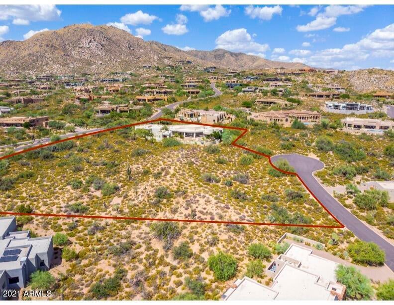 DESERT MOUNTAIN - Land