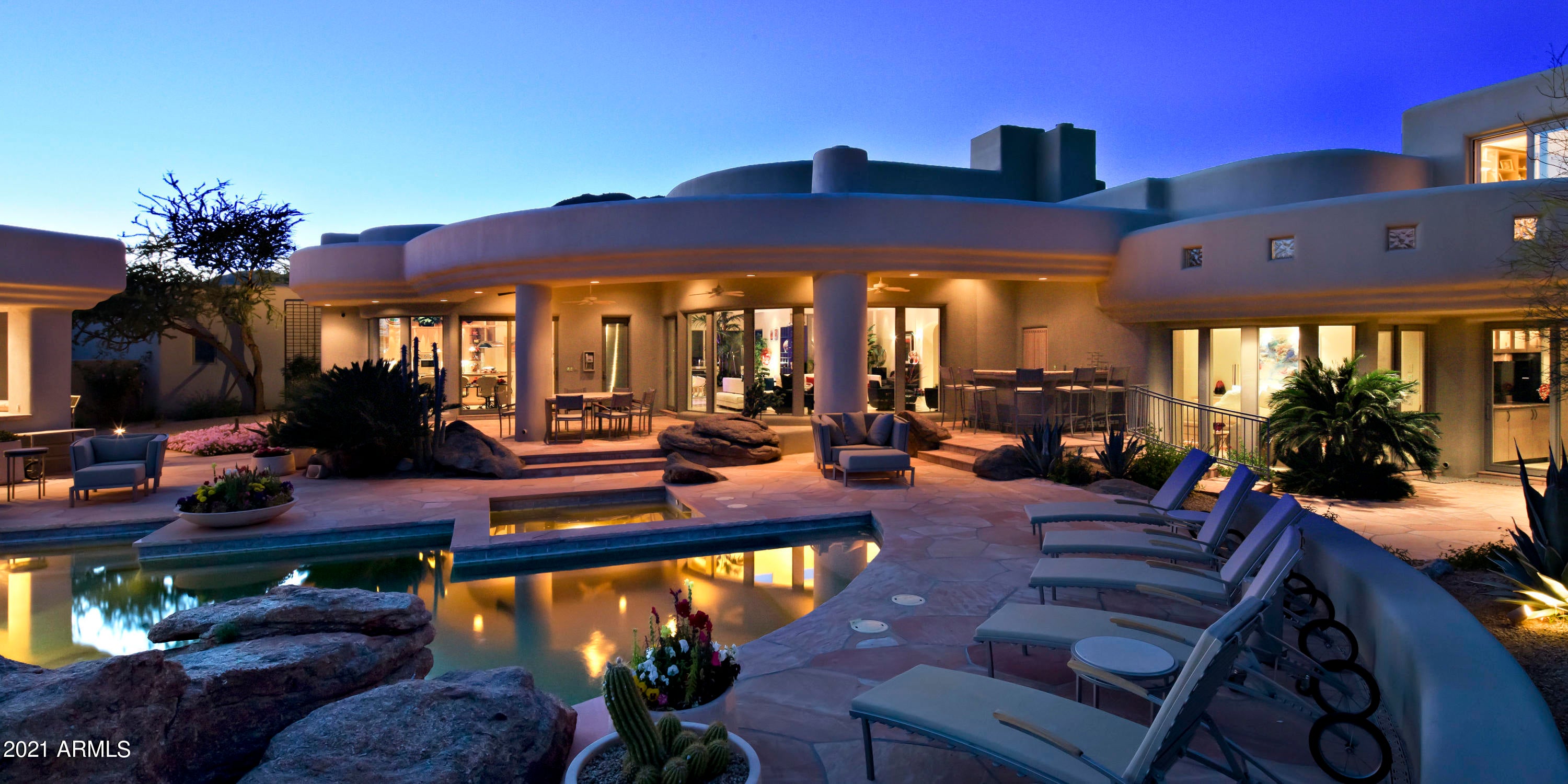 DESERT MOUNTAIN - Land