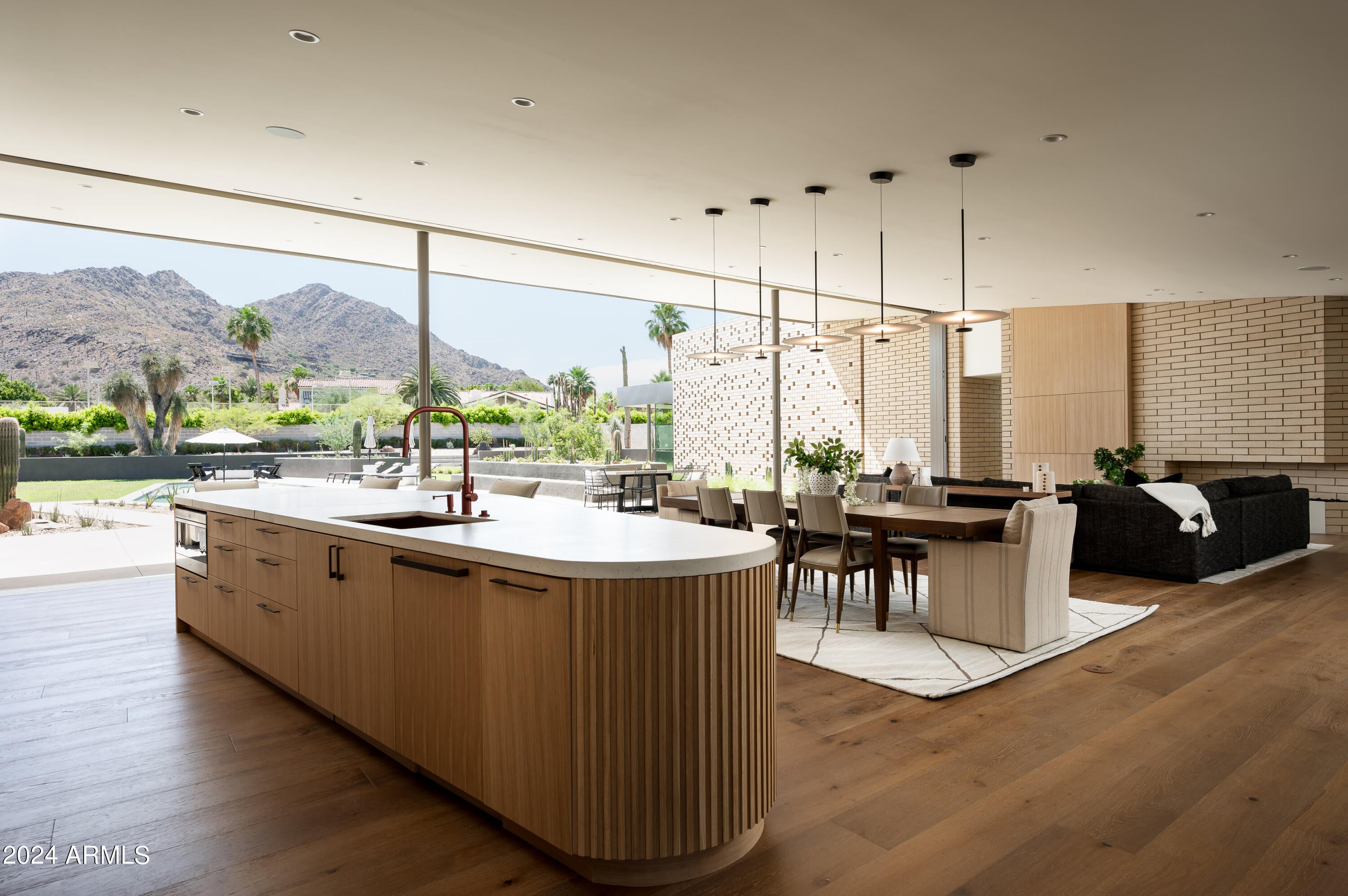 CAMELBACK LANDS - Residential
