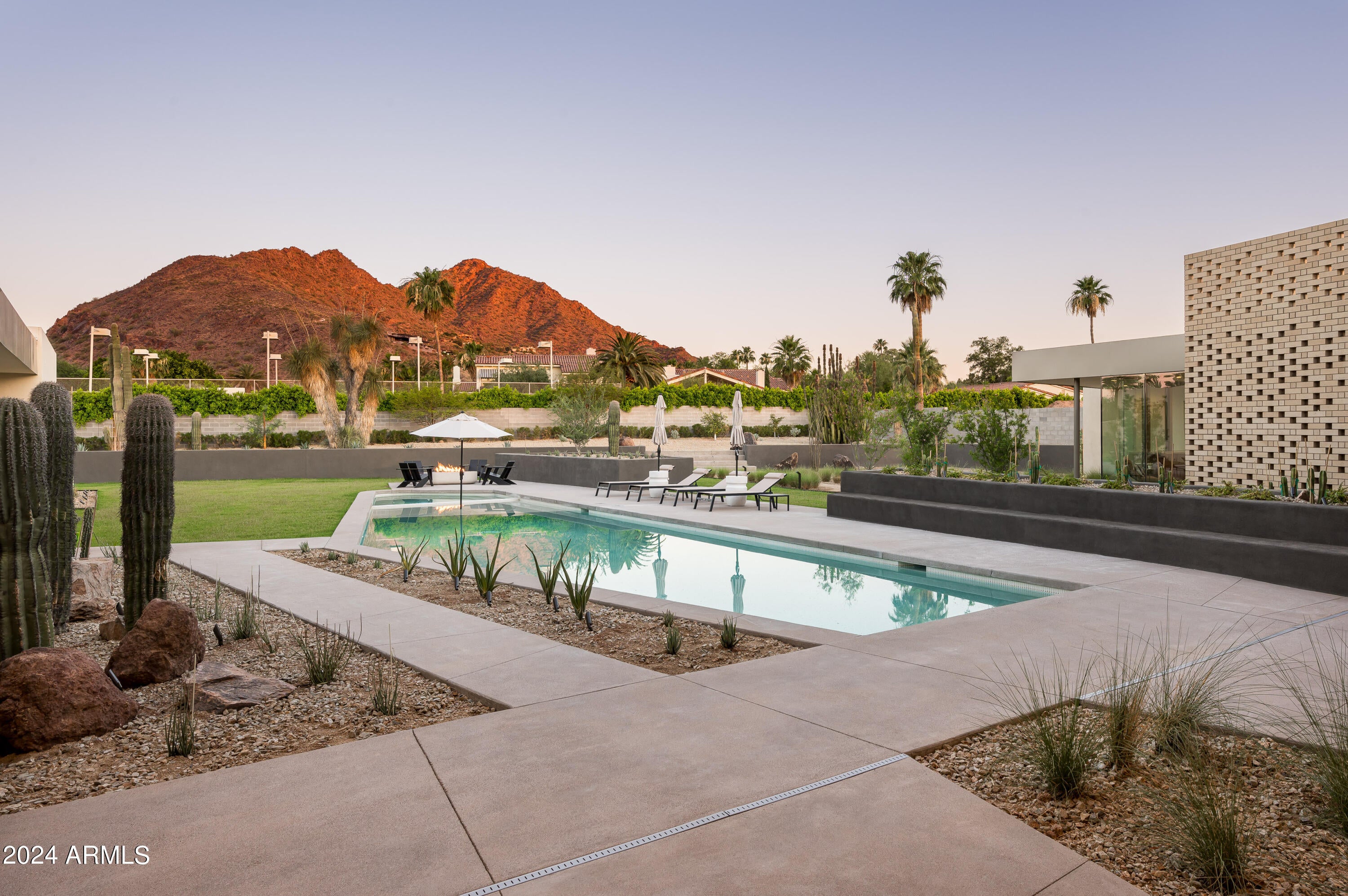 CAMELBACK LANDS - Residential
