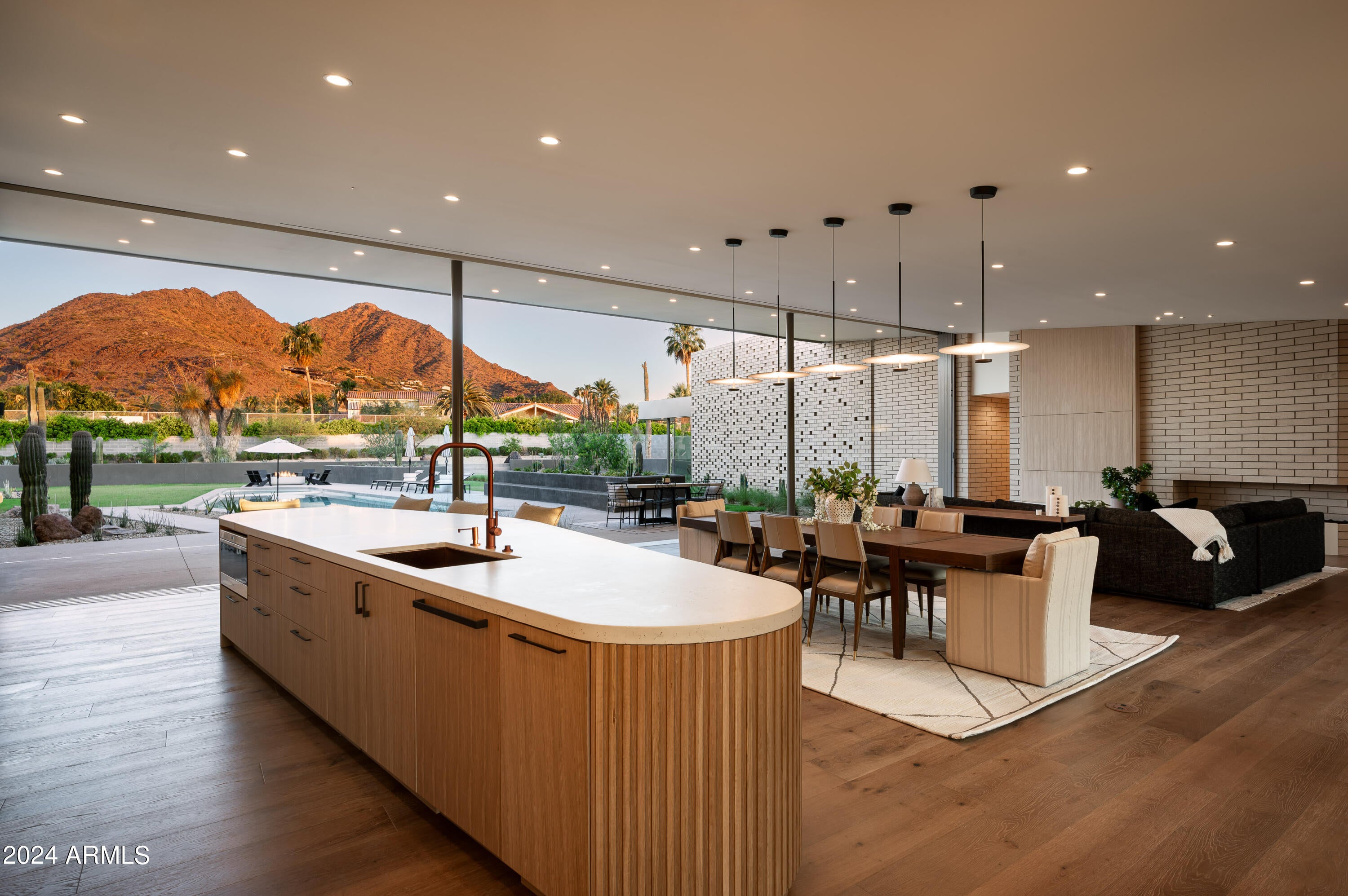 CAMELBACK LANDS - Residential