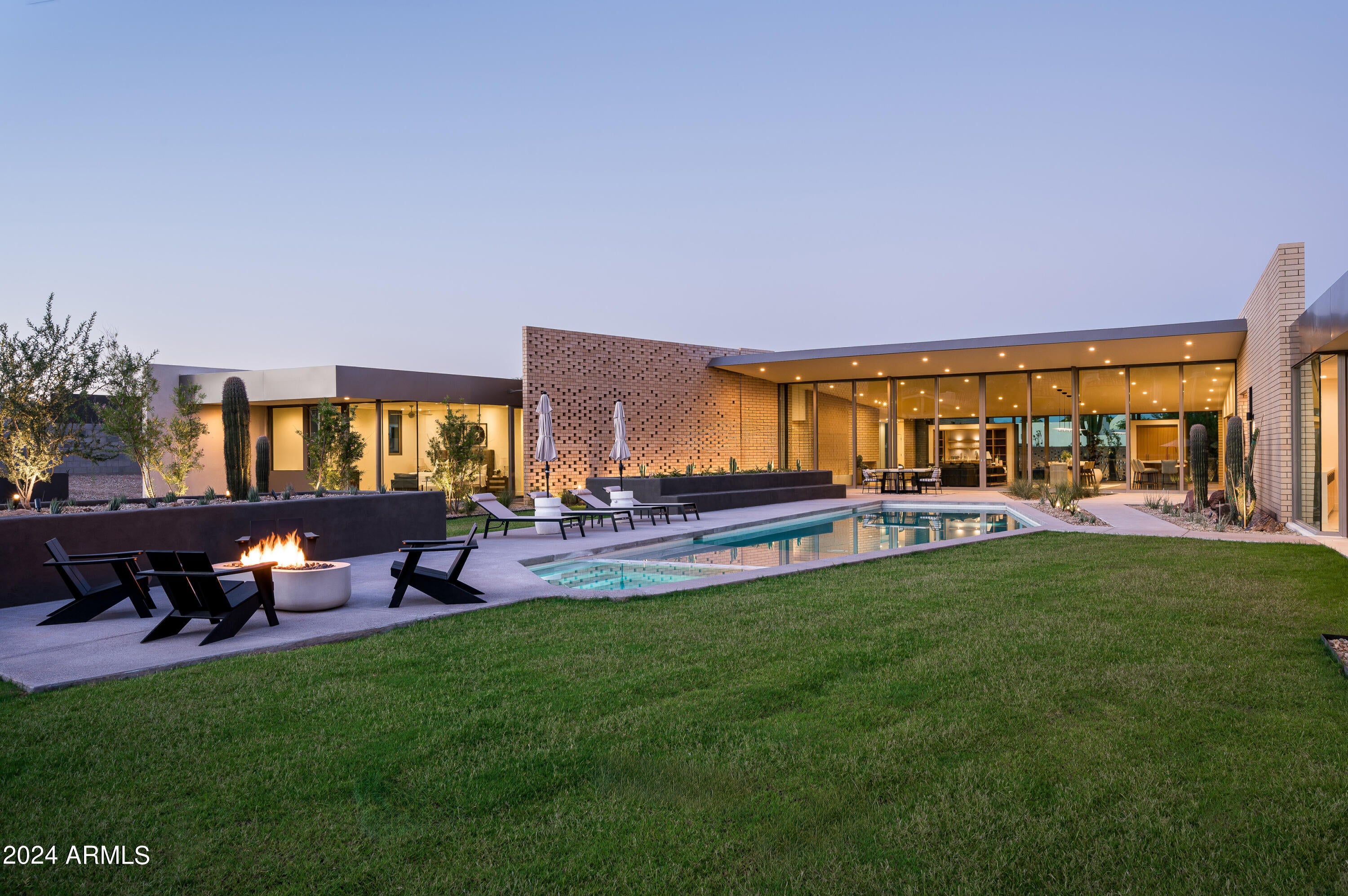 CAMELBACK LANDS - Residential